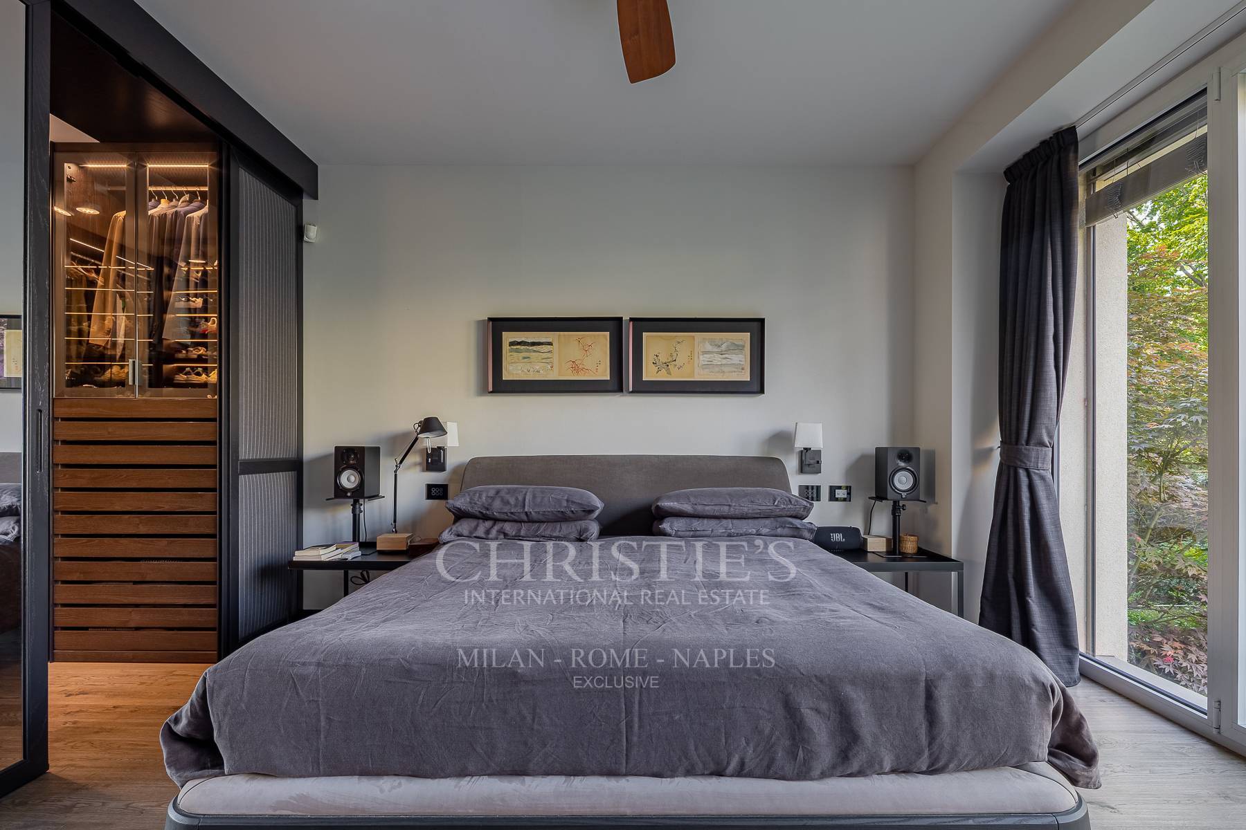 picture of Prestigious Duplex With Private Garden In A Modern Condominium