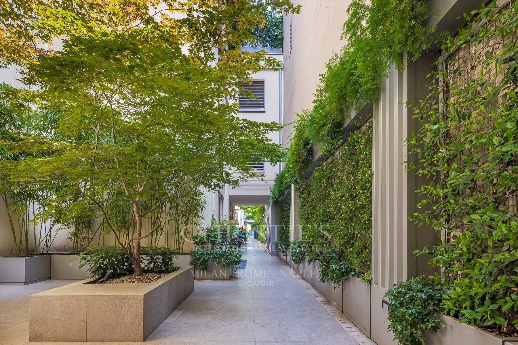picture of Prestigious Duplex With Private Garden In A Modern Condominium