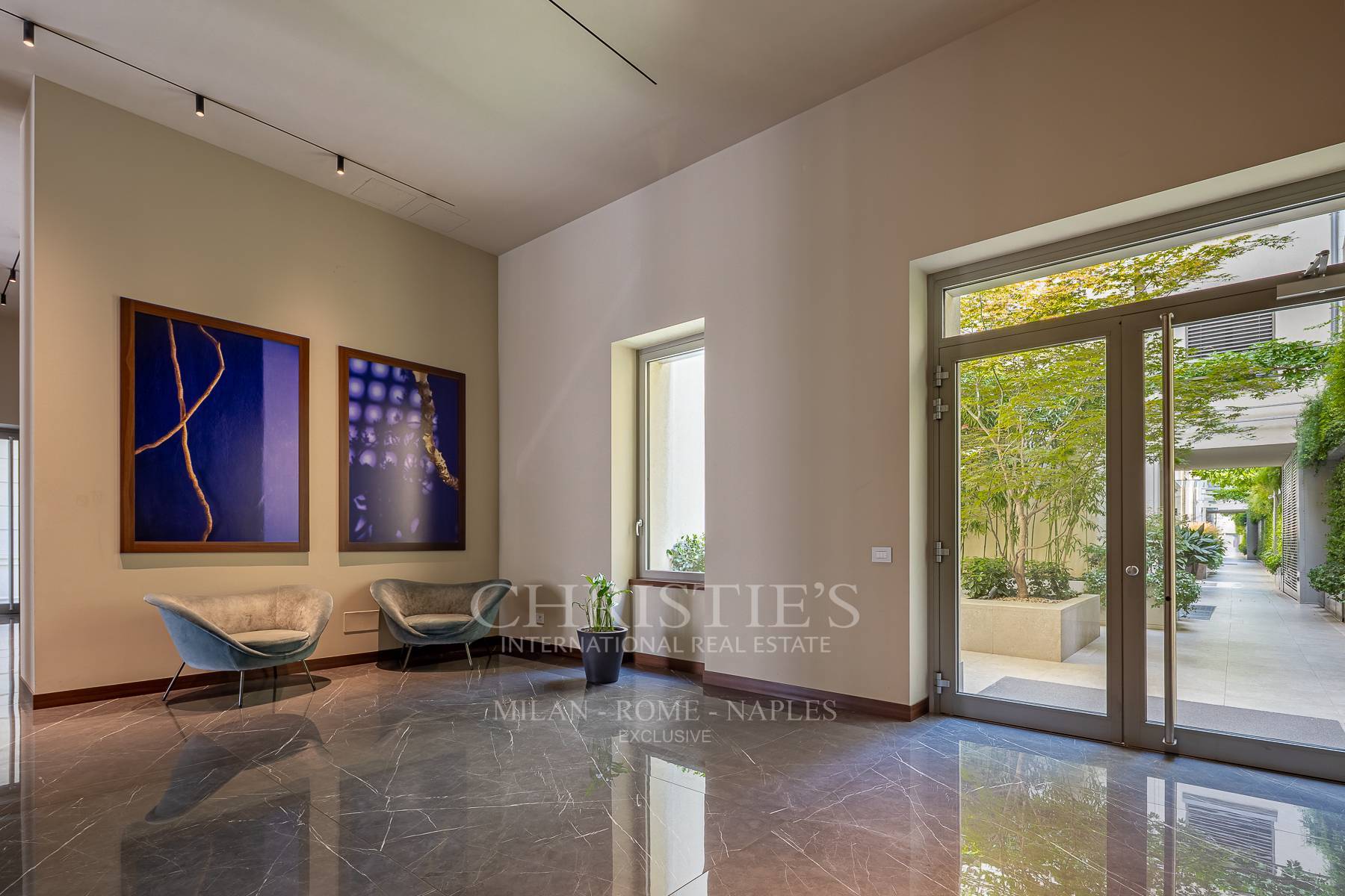picture of Prestigious Duplex With Private Garden In A Modern Condominium