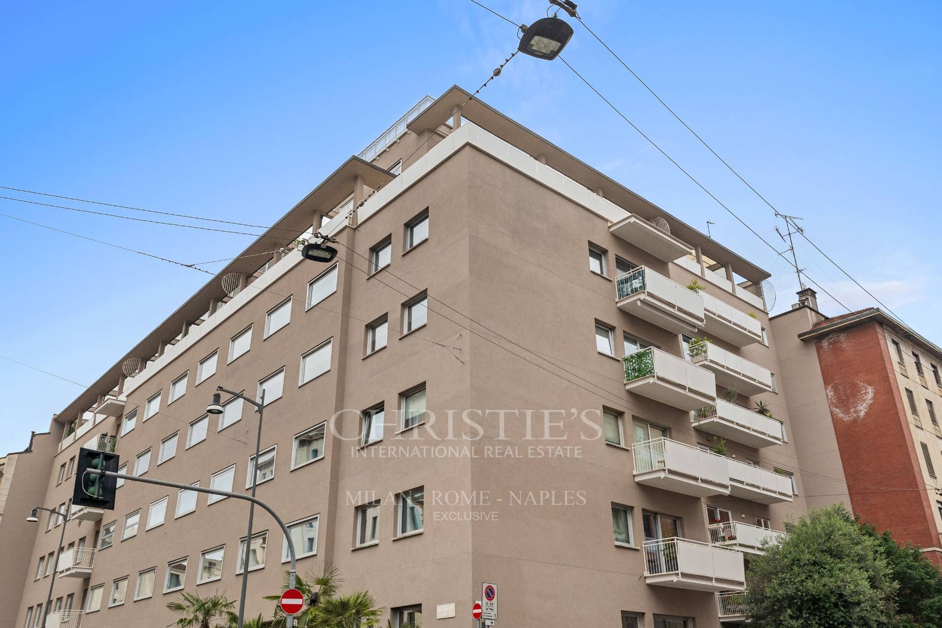 picture of Panoramic Penthouse With Terrace And Double Garage In The Heart Of Milan