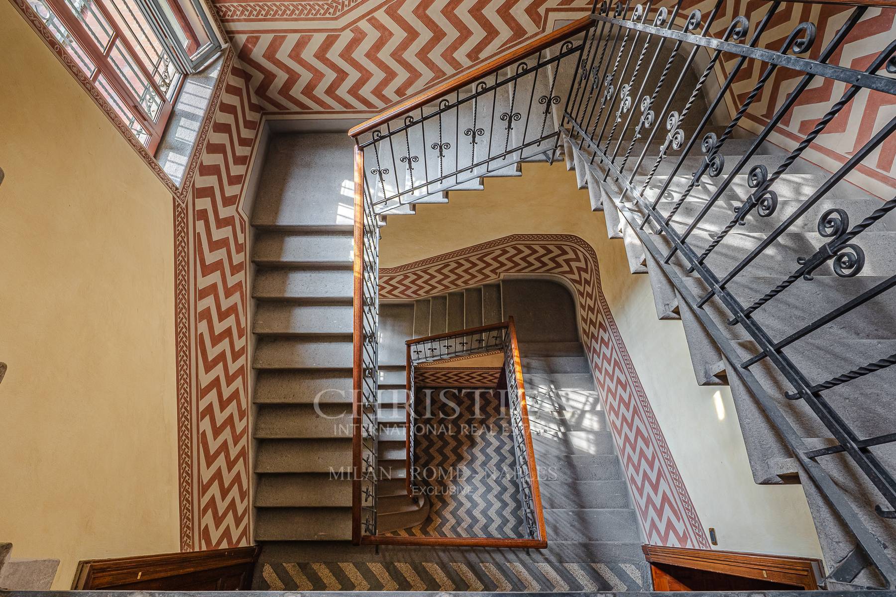 picture of A Haven Of Elegance And Tranquility In The Most Authentic Heart Of Milan