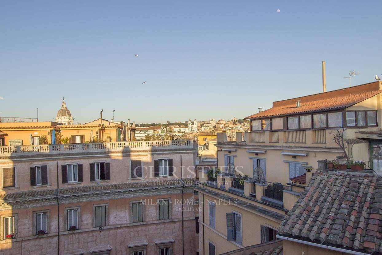 picture of Penthouse In The Centre Rome