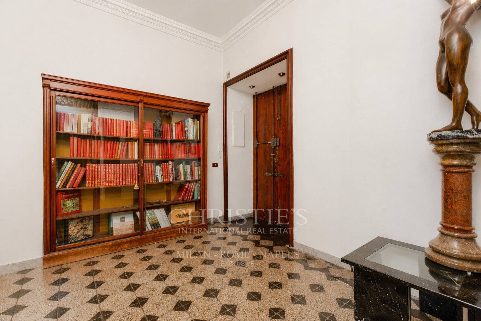 picture of Elegant Apartment Just Steps From The Colosseum