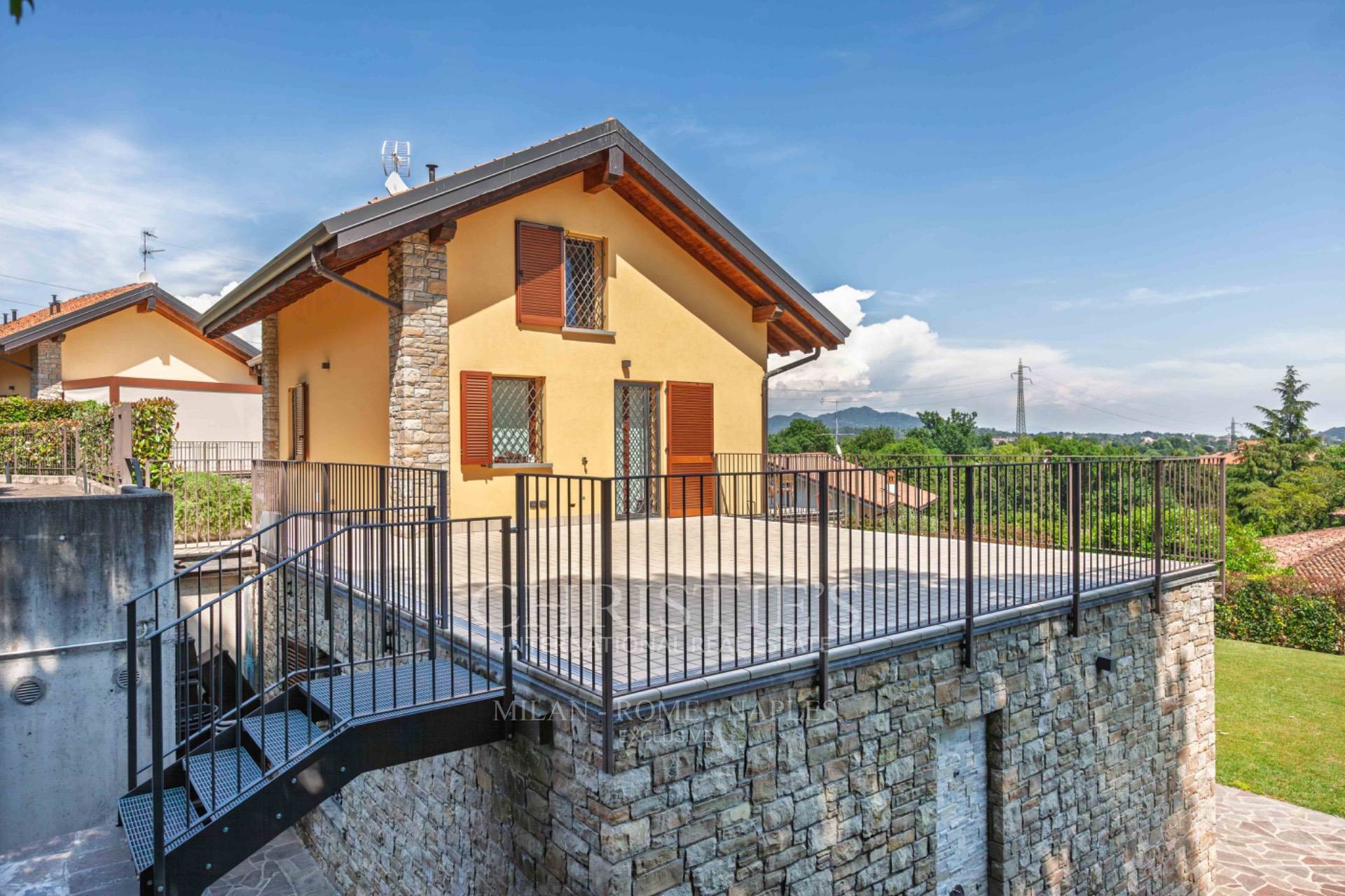 picture of Contemporary Villa With Panoramic Terraces In Brianza