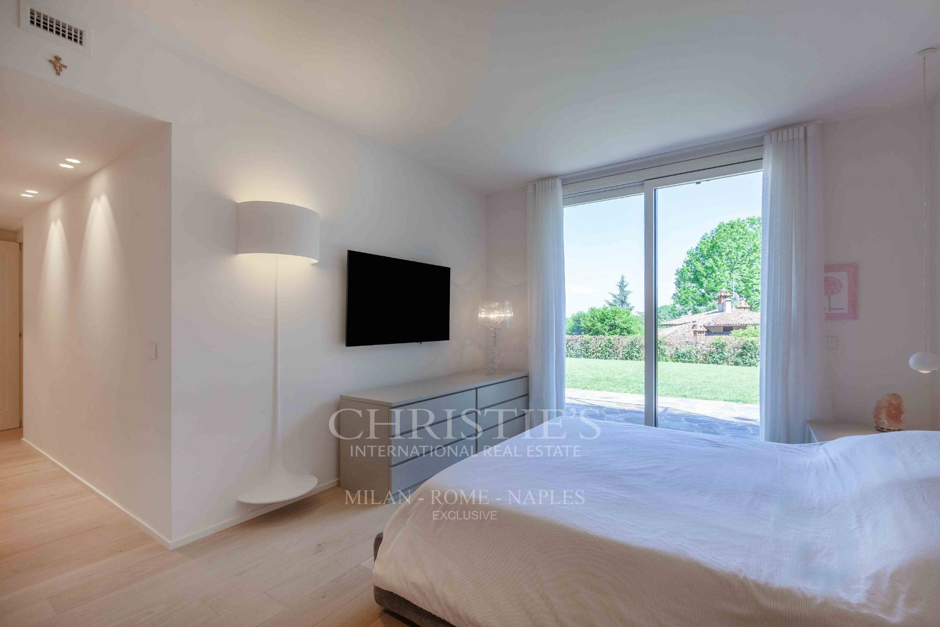 picture of Contemporary Villa With Panoramic Terraces In Brianza