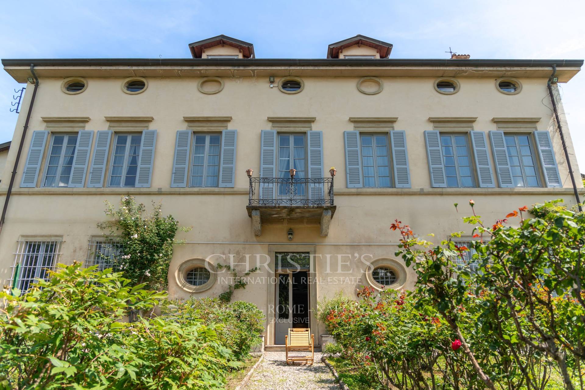 picture of Exceptional Seventeenth-century Villa With Private Park Near Lake Como