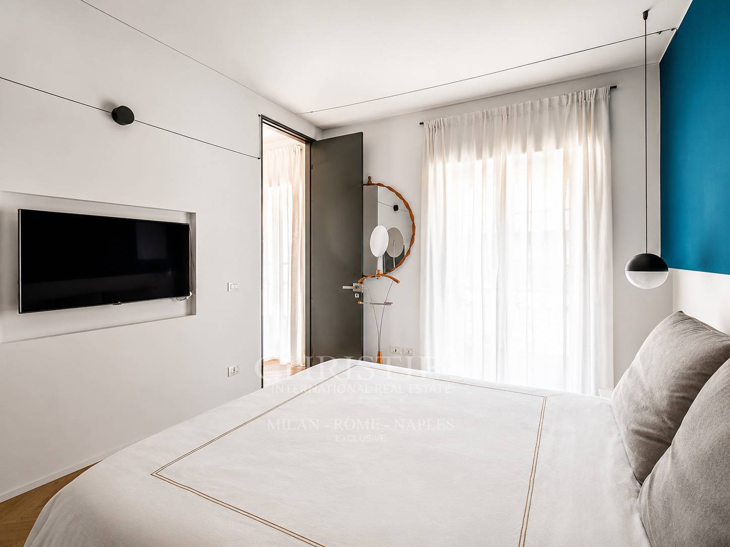 picture of Elegant One-bedroom Apartment In Via Kramer