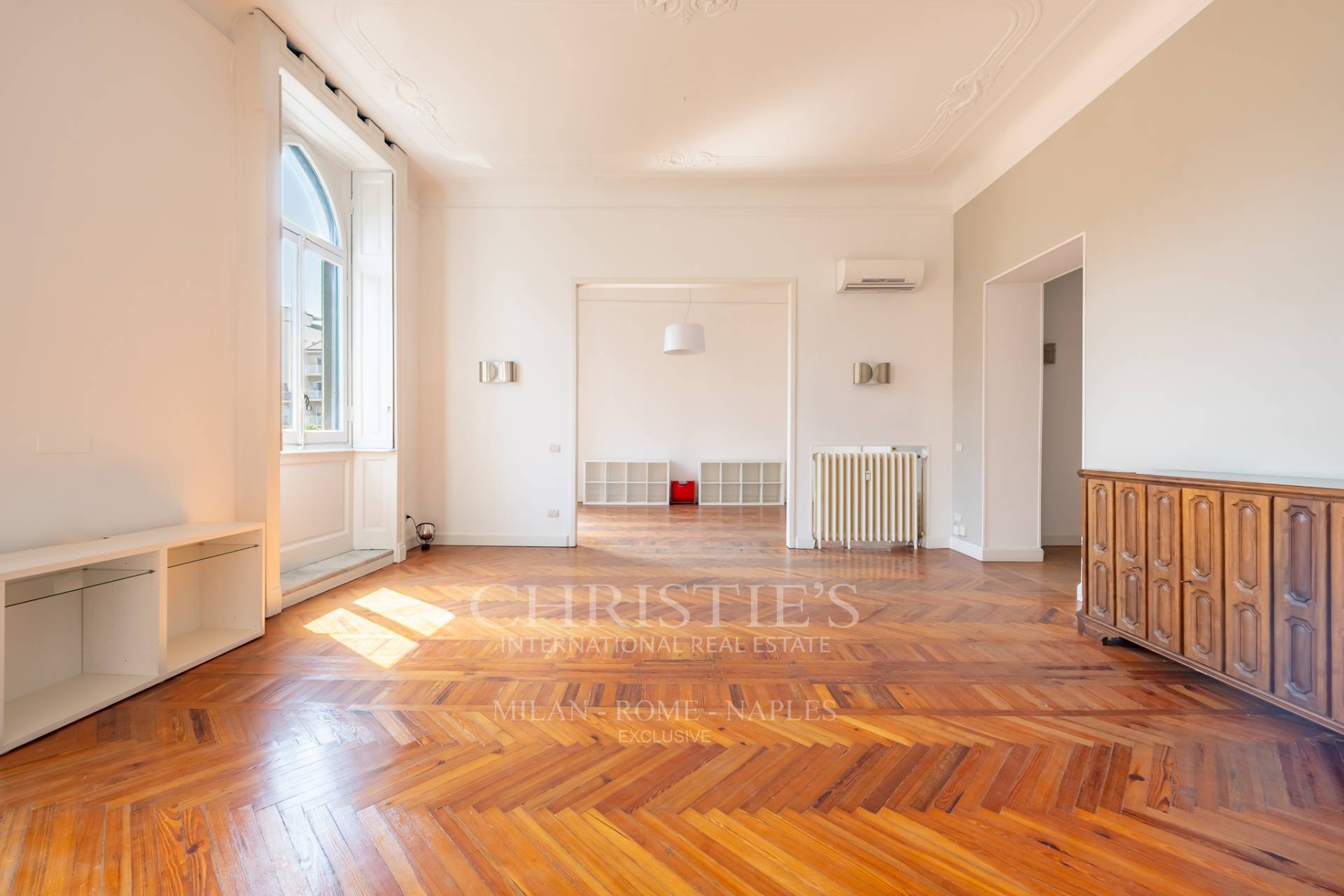 picture of Elegant Full-floor Residence With Exceptional Living Spaces