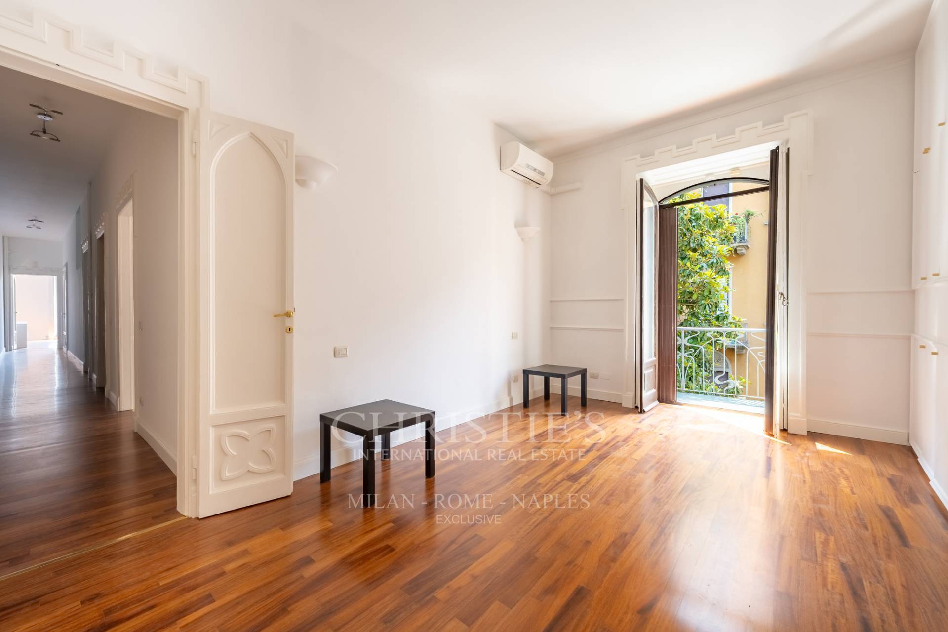 picture of Elegant Full-floor Residence With Exceptional Living Spaces