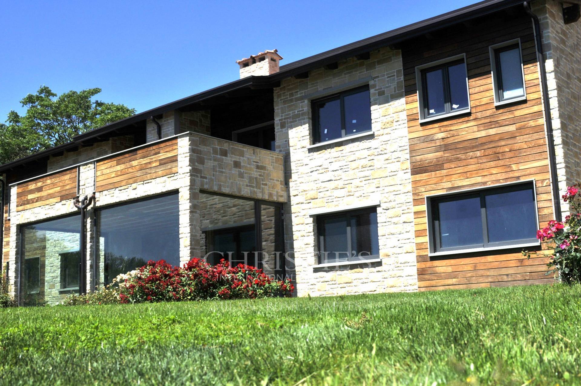 picture of Winery Resort With 6.5 Hectares Of Vineyards For Sale In Campania