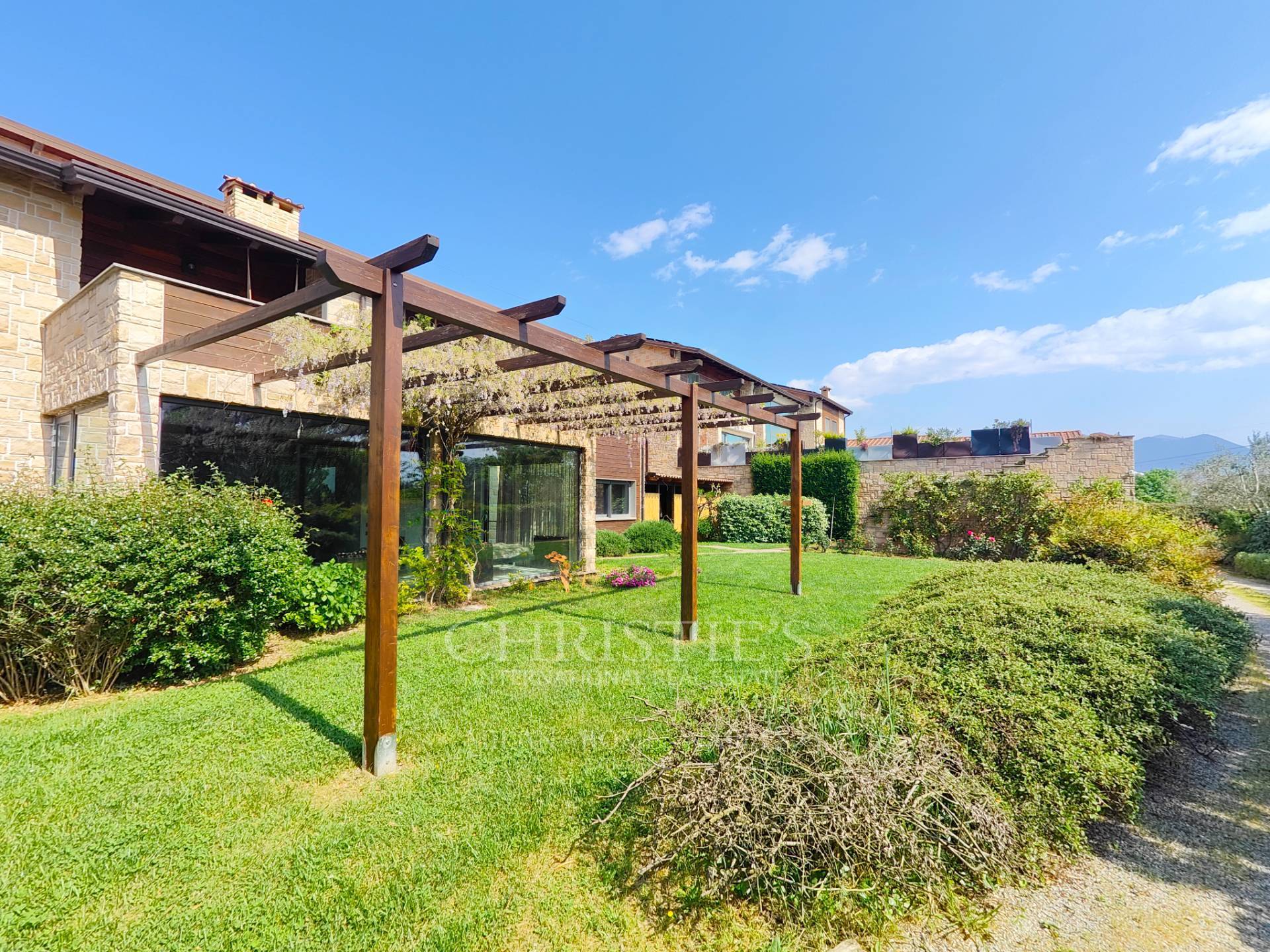 picture of Winery Resort With 6.5 Hectares Of Vineyards For Sale In Campania