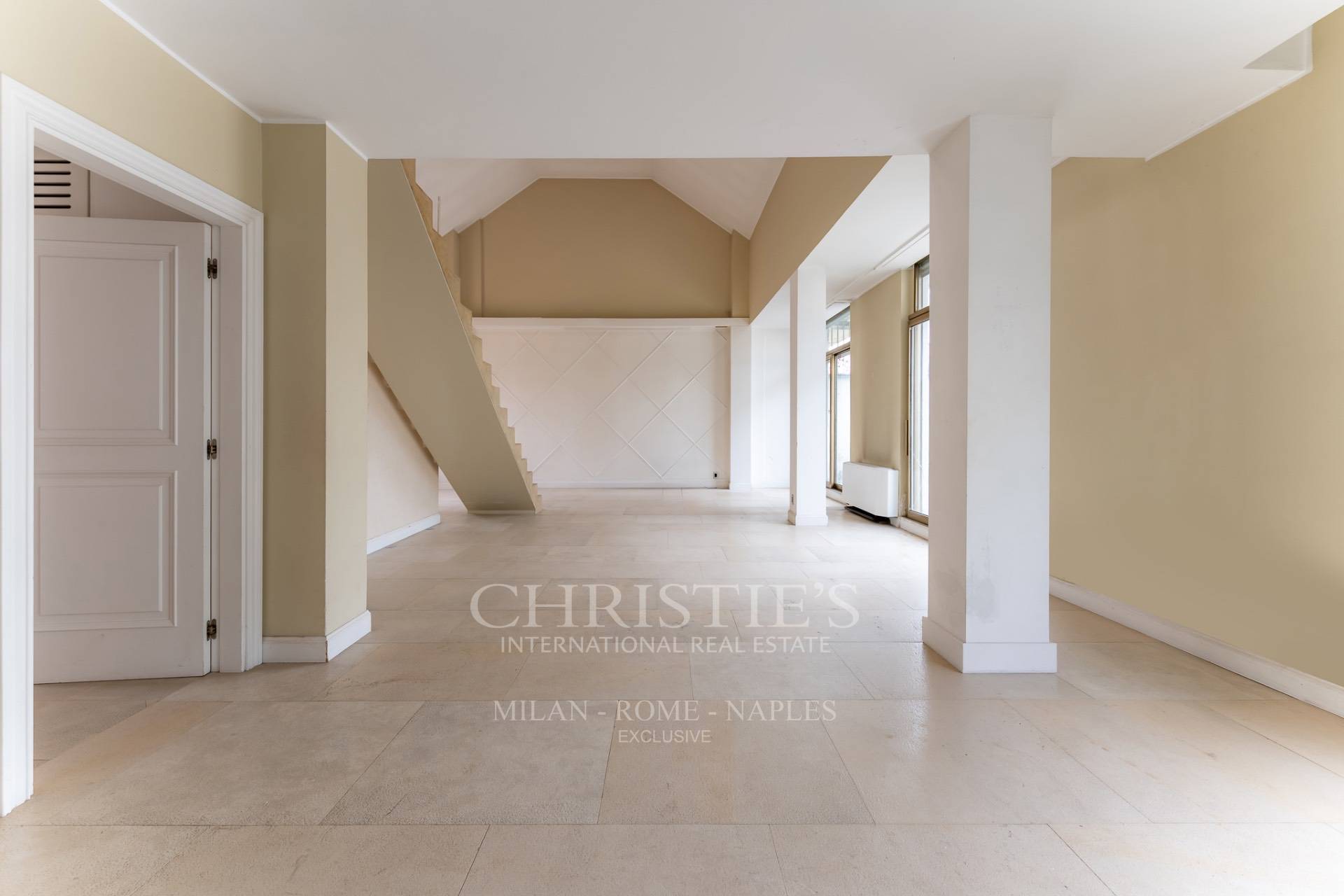 picture of Exclusive Penthouse With Terrace In The Quadrilatero District