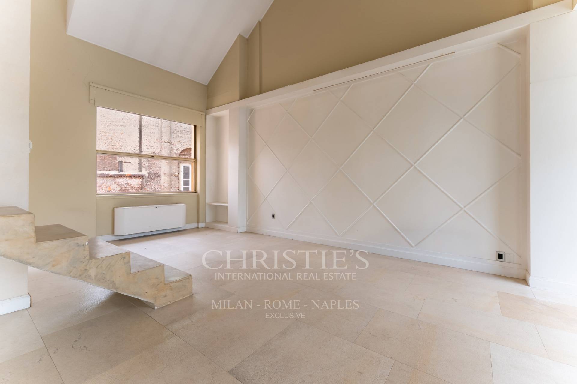 picture of Exclusive Penthouse With Terrace In The Quadrilatero District