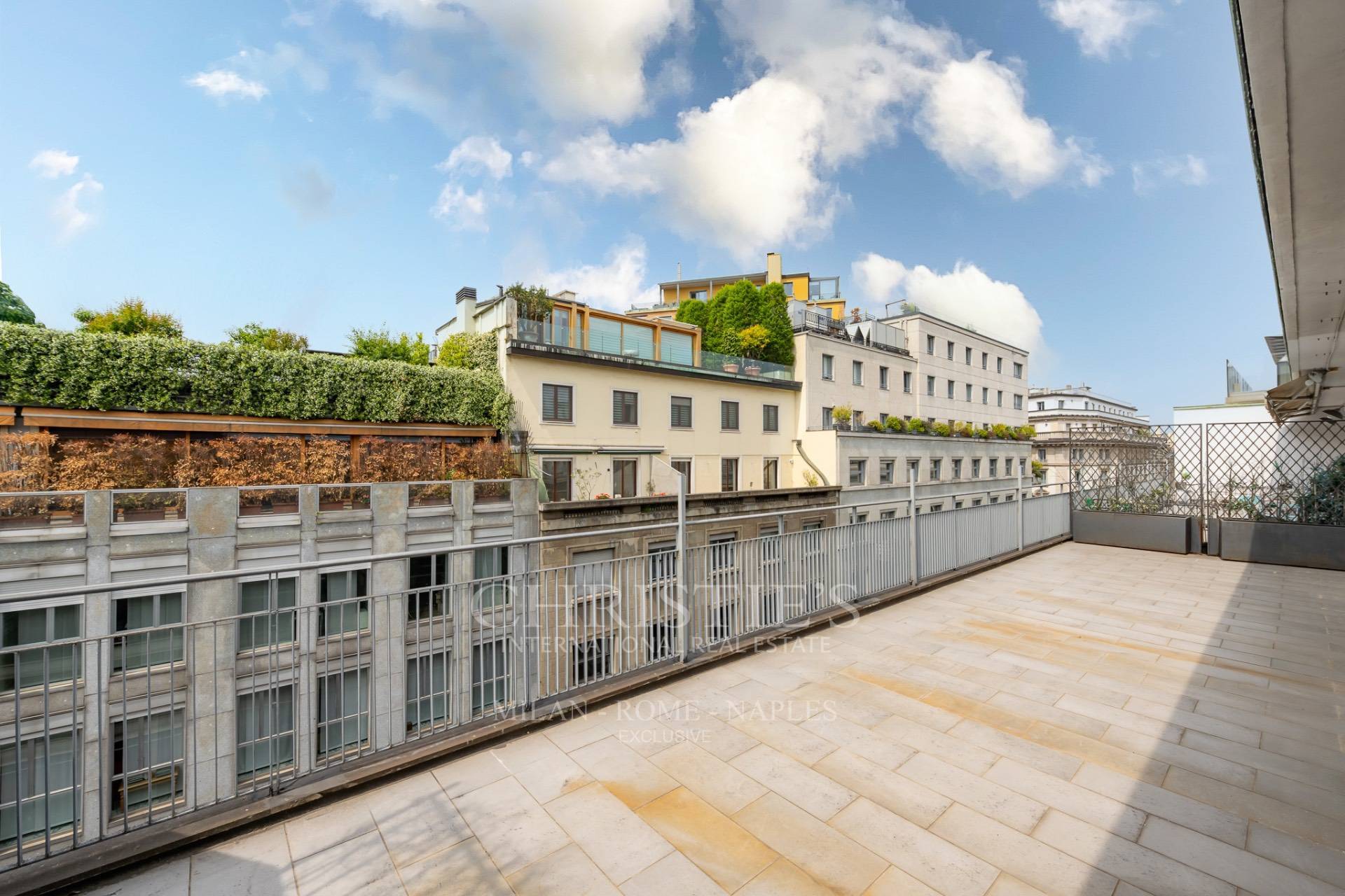 picture of Exclusive Penthouse With Terrace In The Quadrilatero District