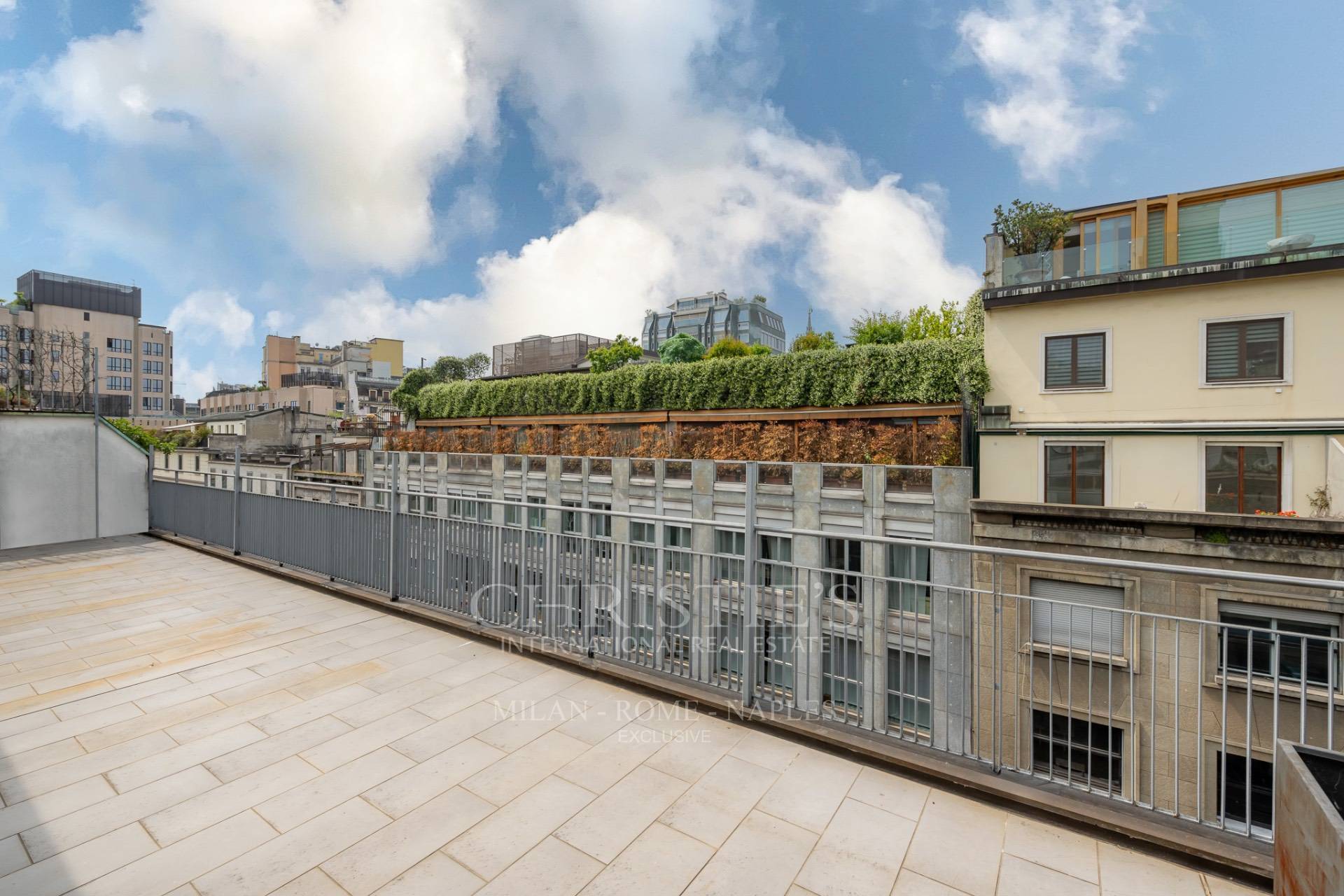 picture of Exclusive Penthouse With Terrace In The Quadrilatero District
