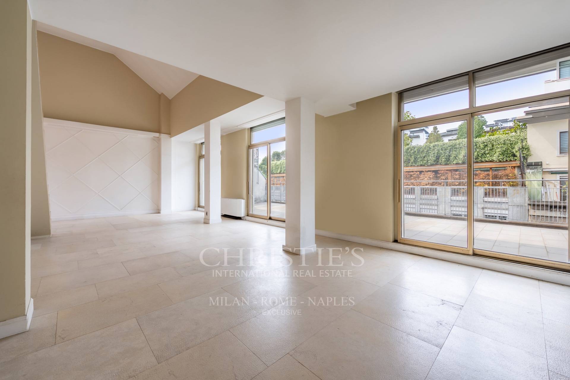 picture of Exclusive Penthouse With Terrace In The Quadrilatero District