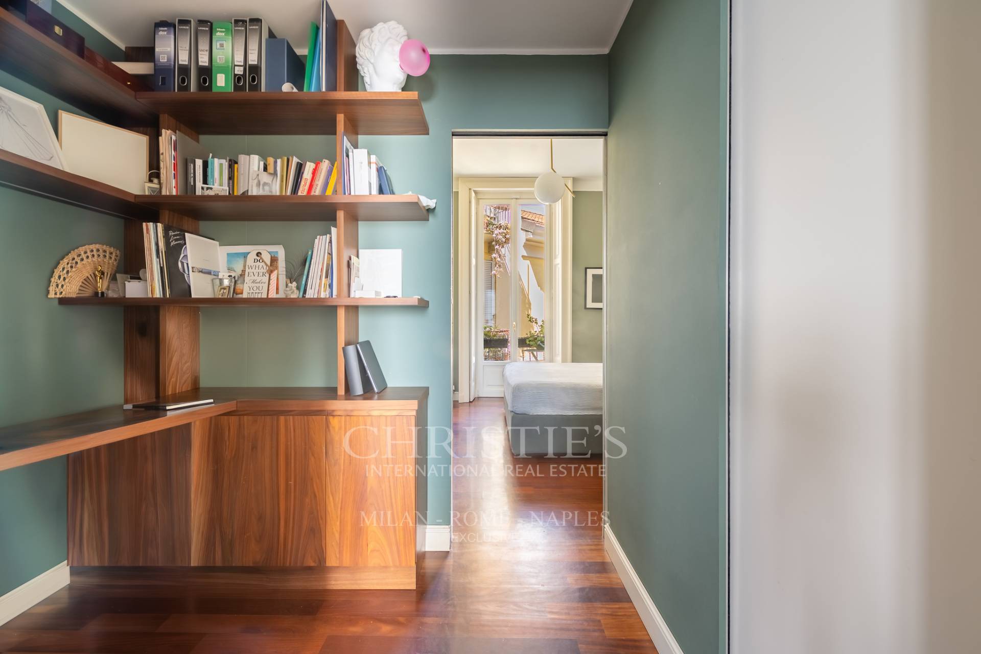 picture of Elegant Three-bedroom Apartment In A Historic Building - Magenta District