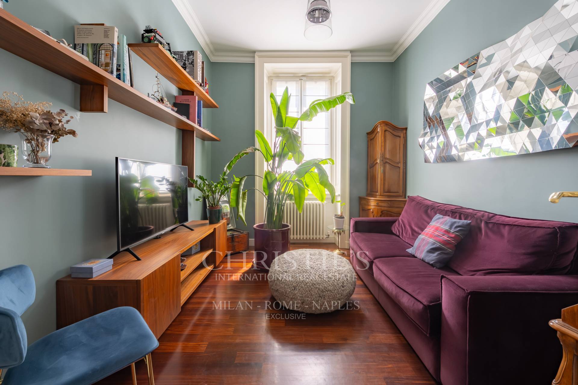 picture of Elegant Three-bedroom Apartment In A Historic Building - Magenta District