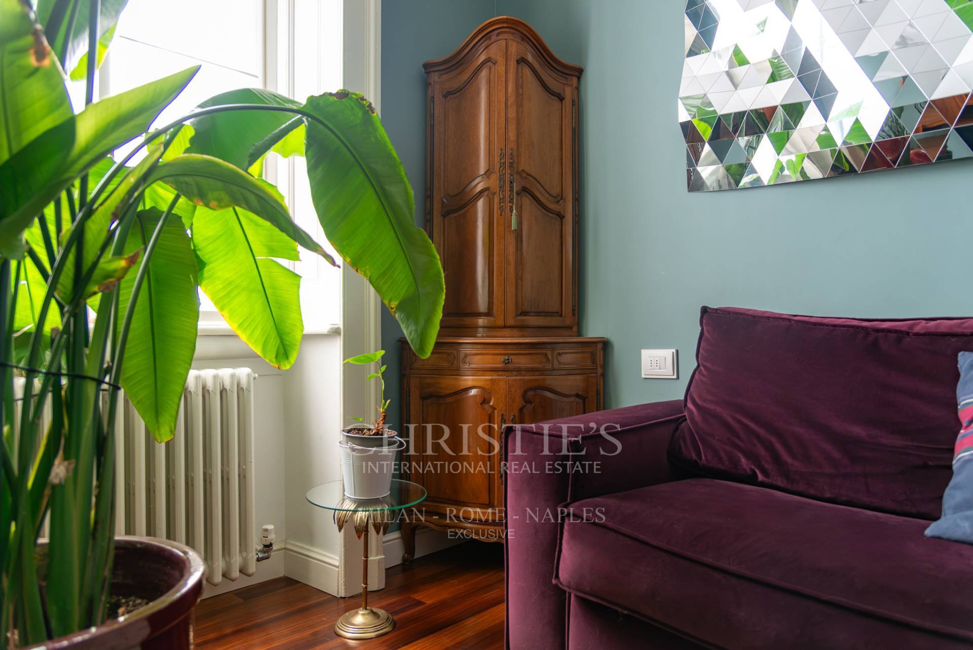 picture of Elegant Three-bedroom Apartment In A Historic Building - Magenta District