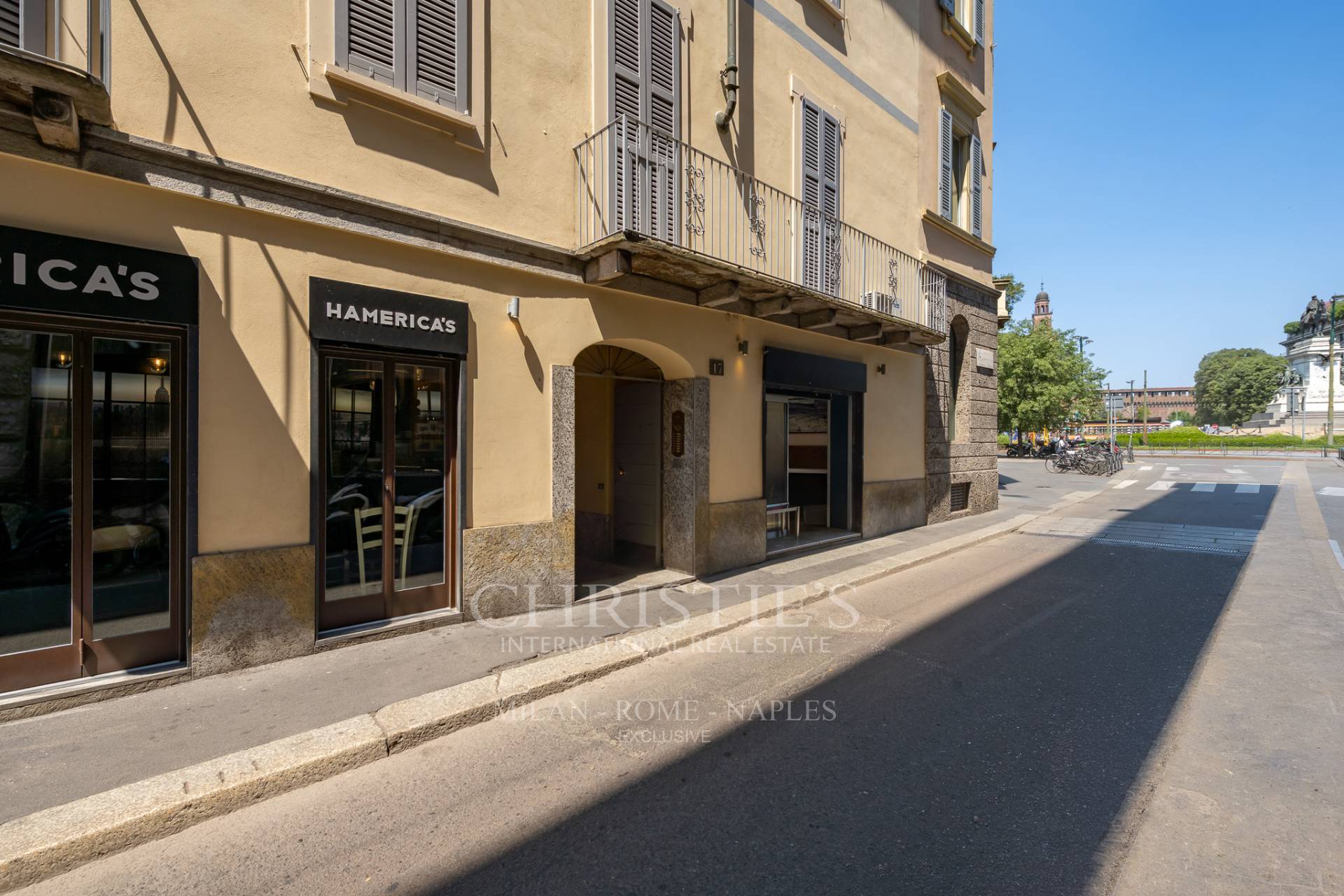 picture of Elegant Pied-à-terre In The Heart Of Milan