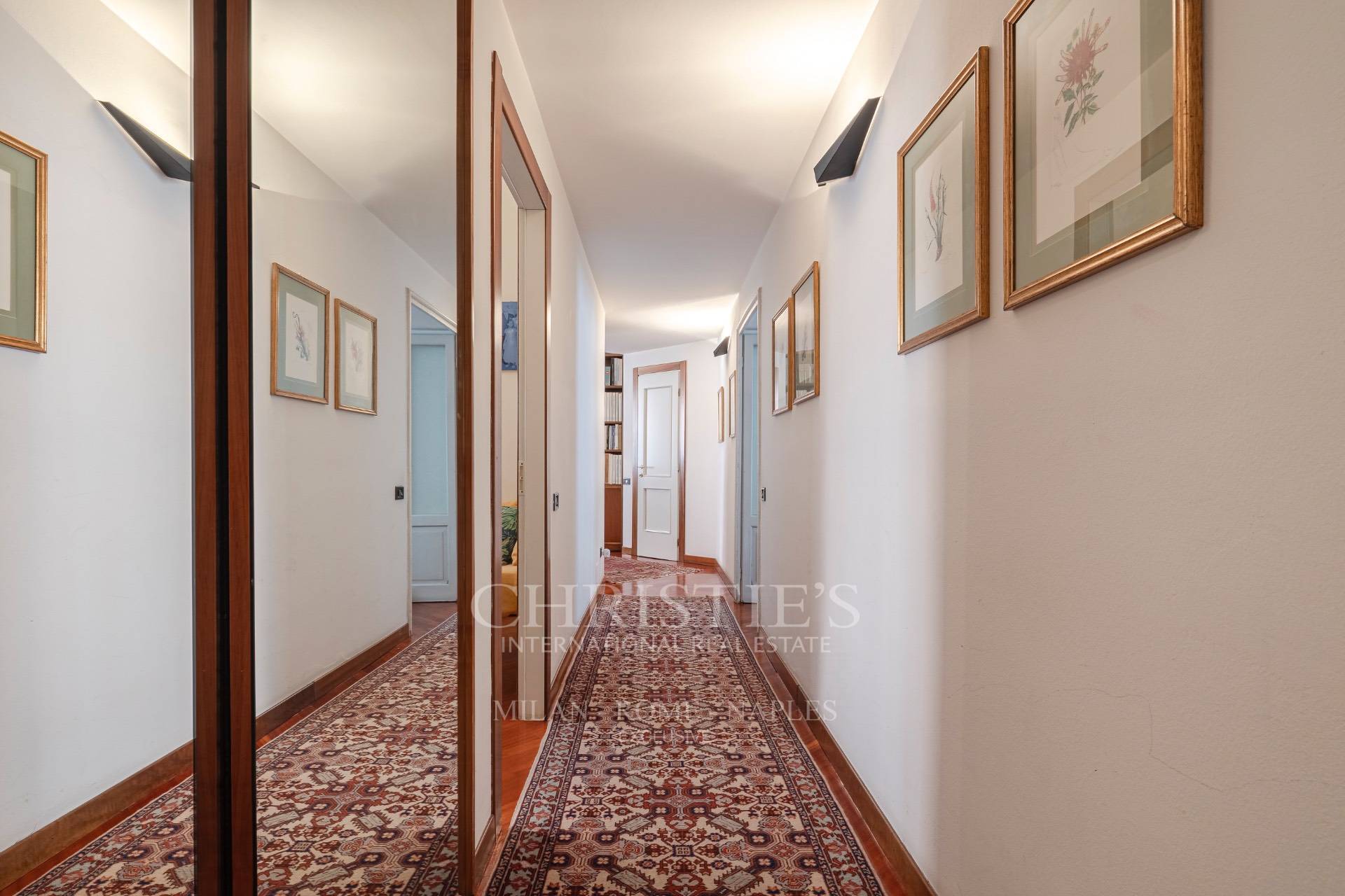 picture of Timeless Elegance In The Heart Of Sant'ambrogio