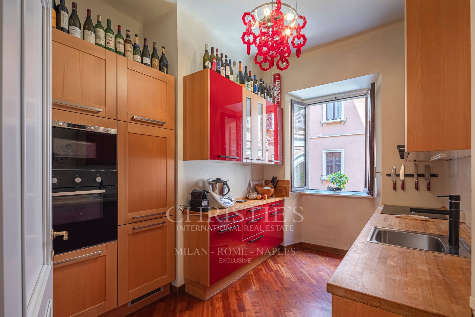 picture of Timeless Elegance In The Heart Of Sant'ambrogio