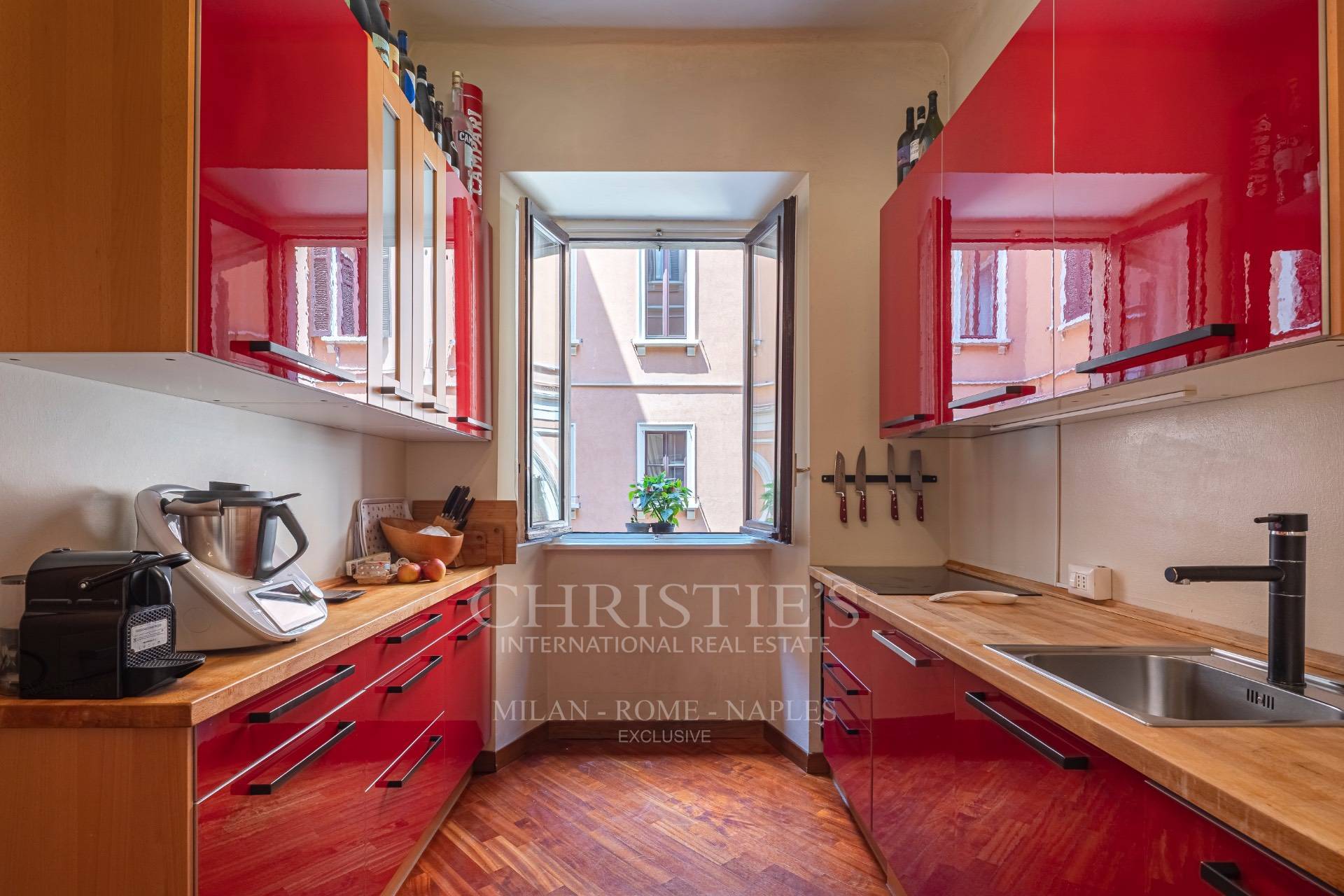 picture of Timeless Elegance In The Heart Of Sant'ambrogio