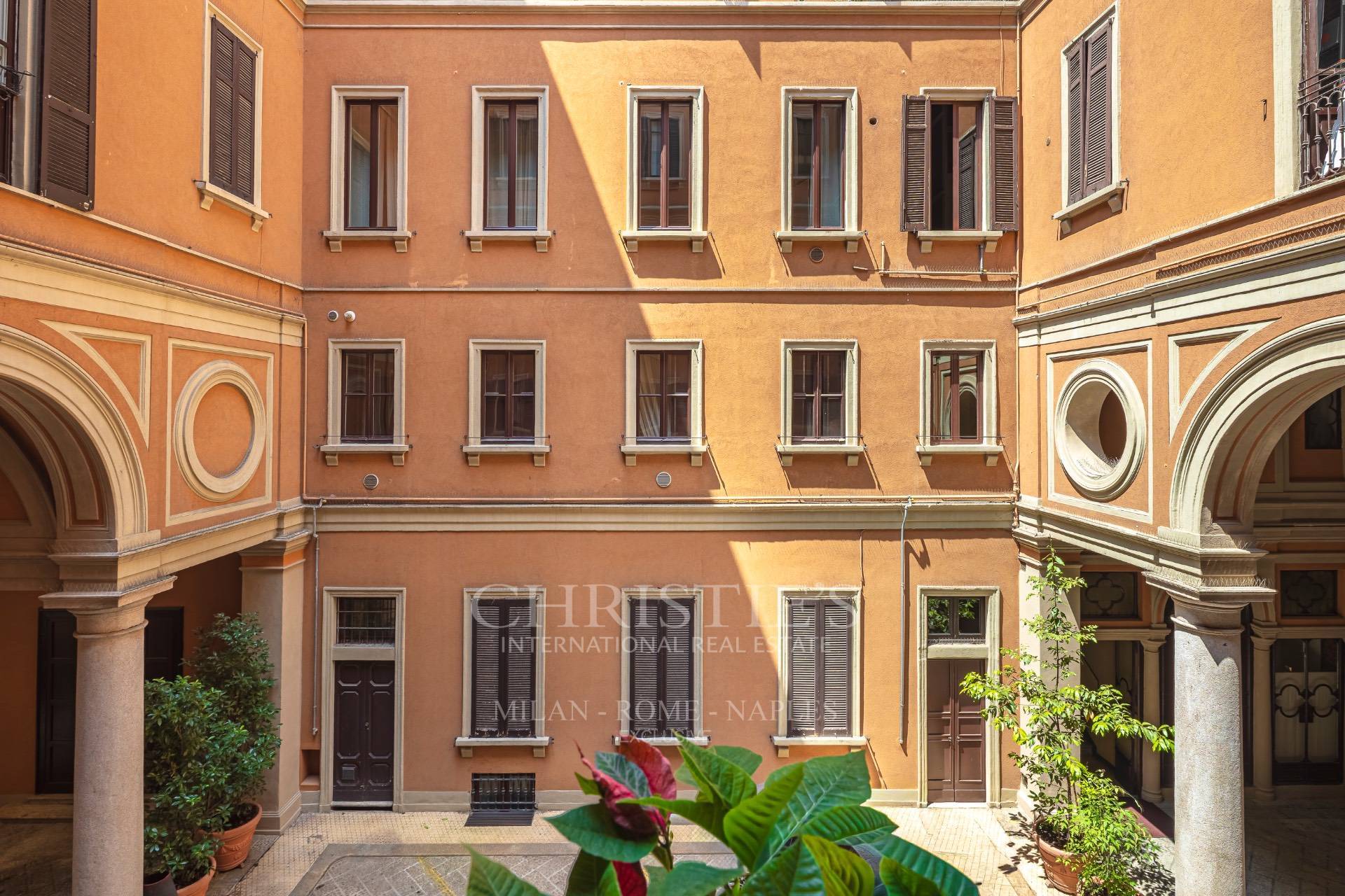 picture of Timeless Elegance In The Heart Of Sant'ambrogio