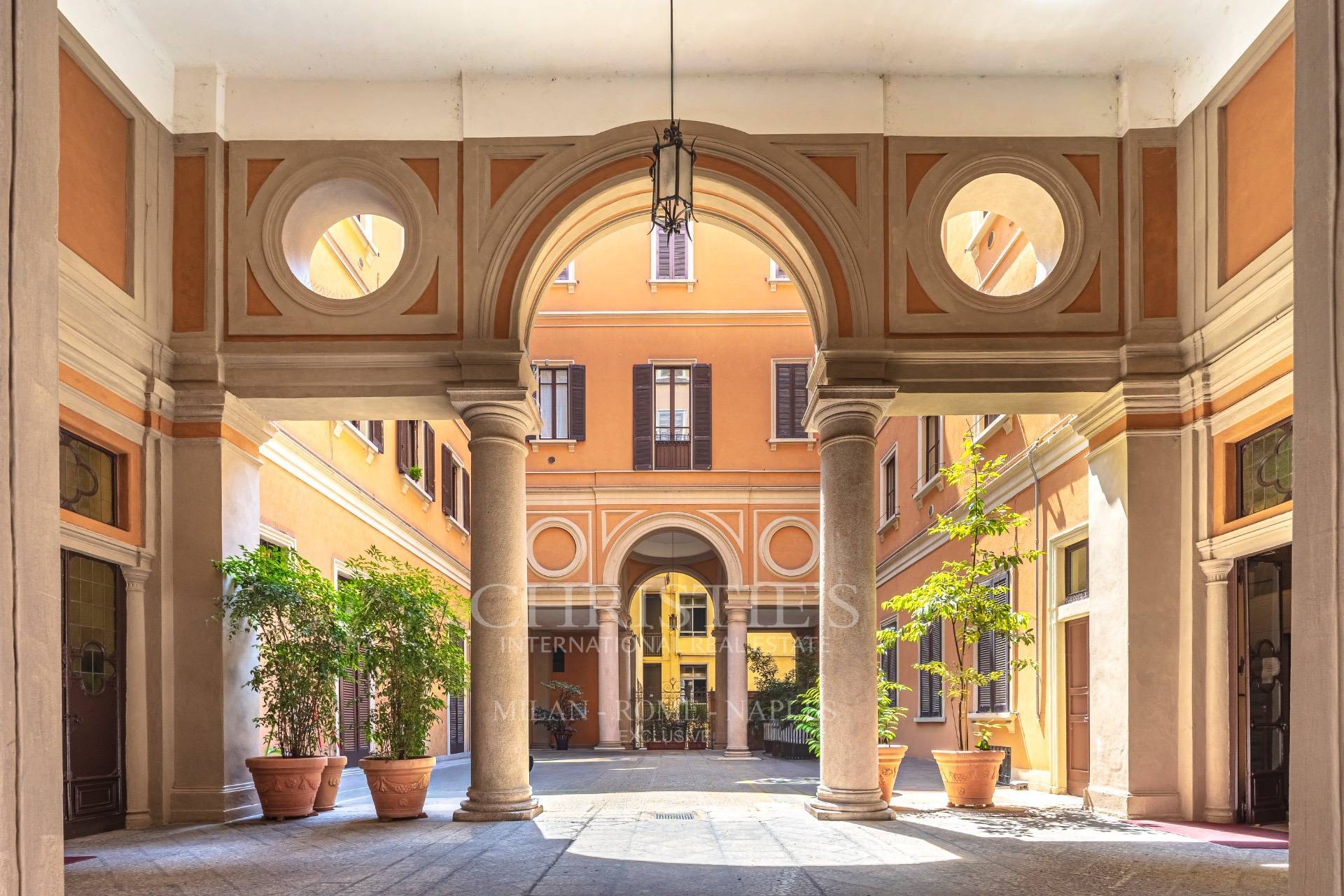 picture of Timeless Elegance In The Heart Of Sant'ambrogio
