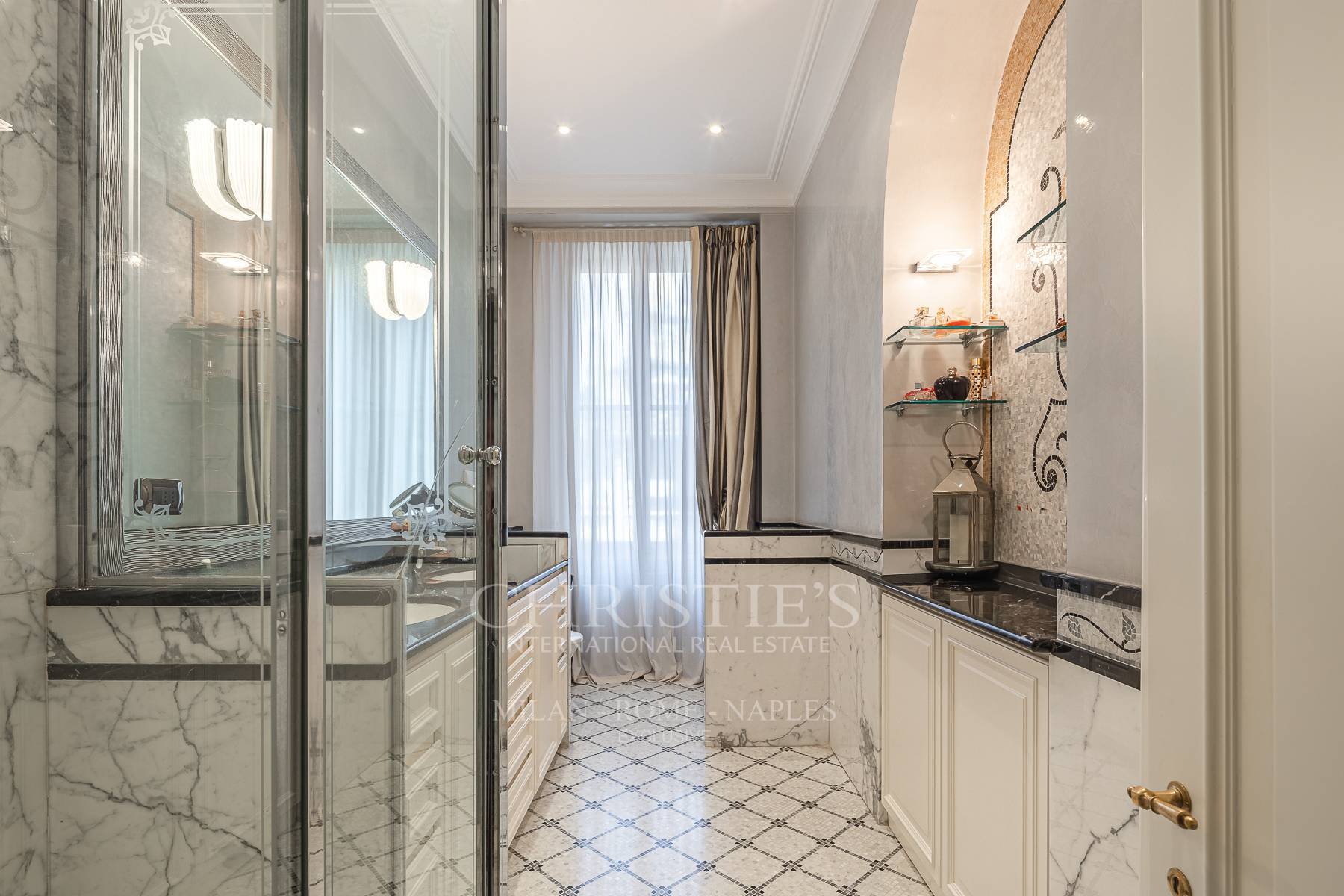 picture of Via Saffi: A Timeless Period Home Of Rare Elegance