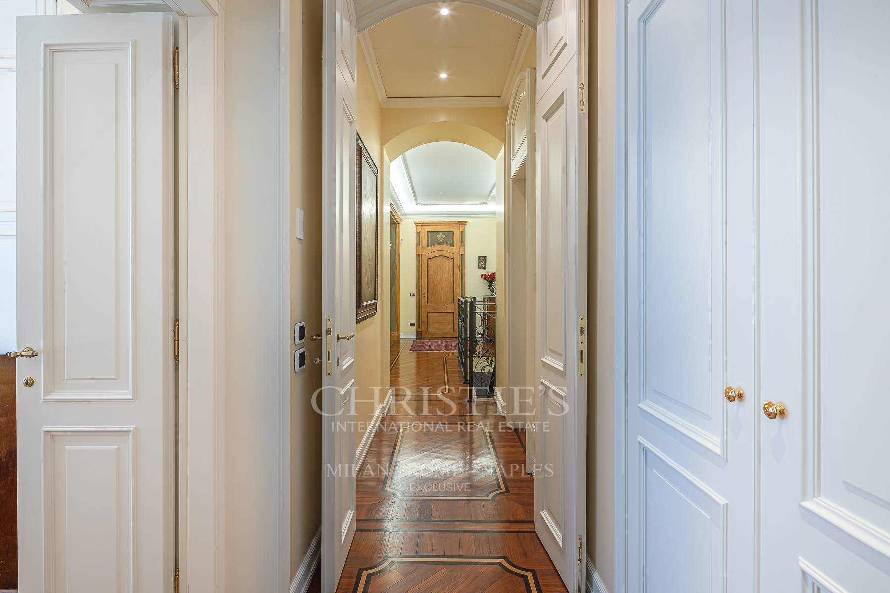 picture of Via Saffi: A Timeless Period Home Of Rare Elegance
