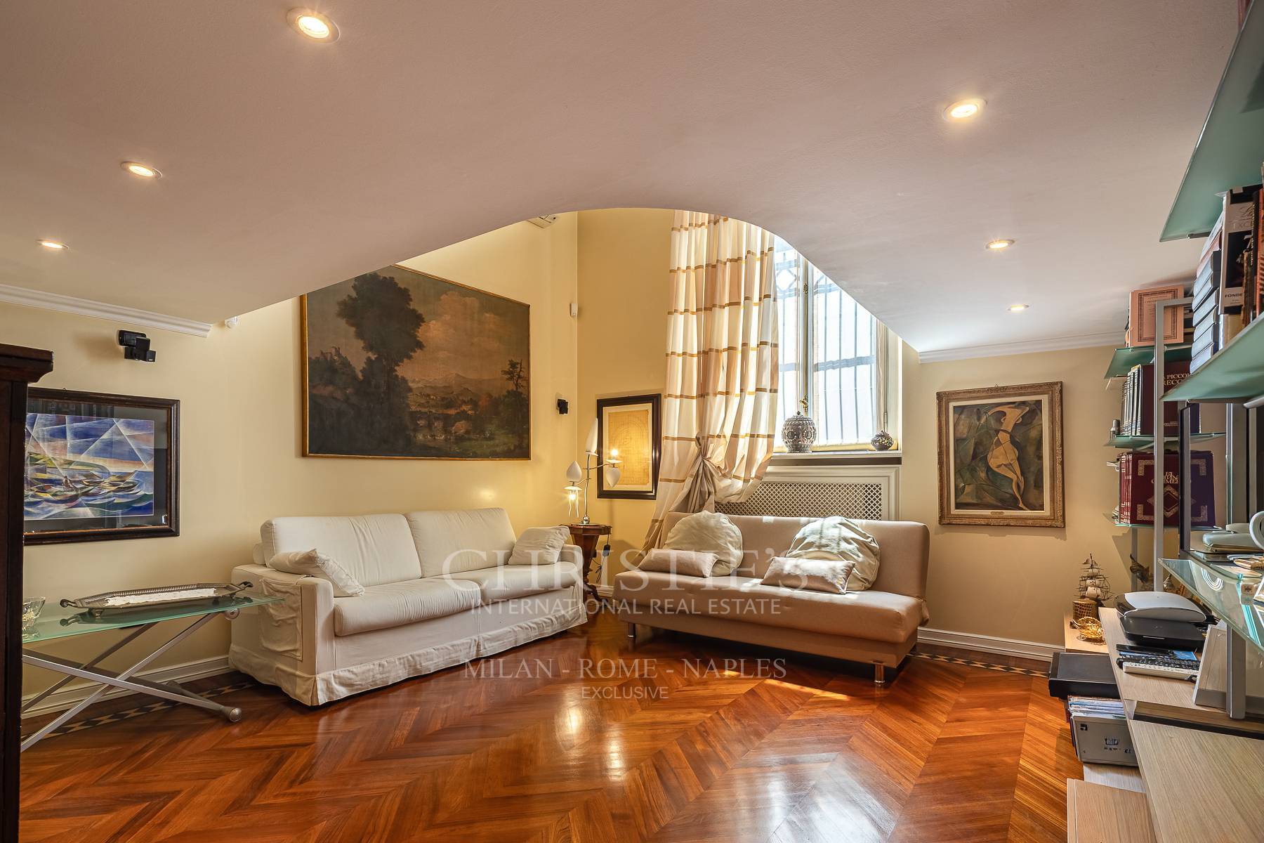 picture of Via Saffi: A Timeless Period Home Of Rare Elegance