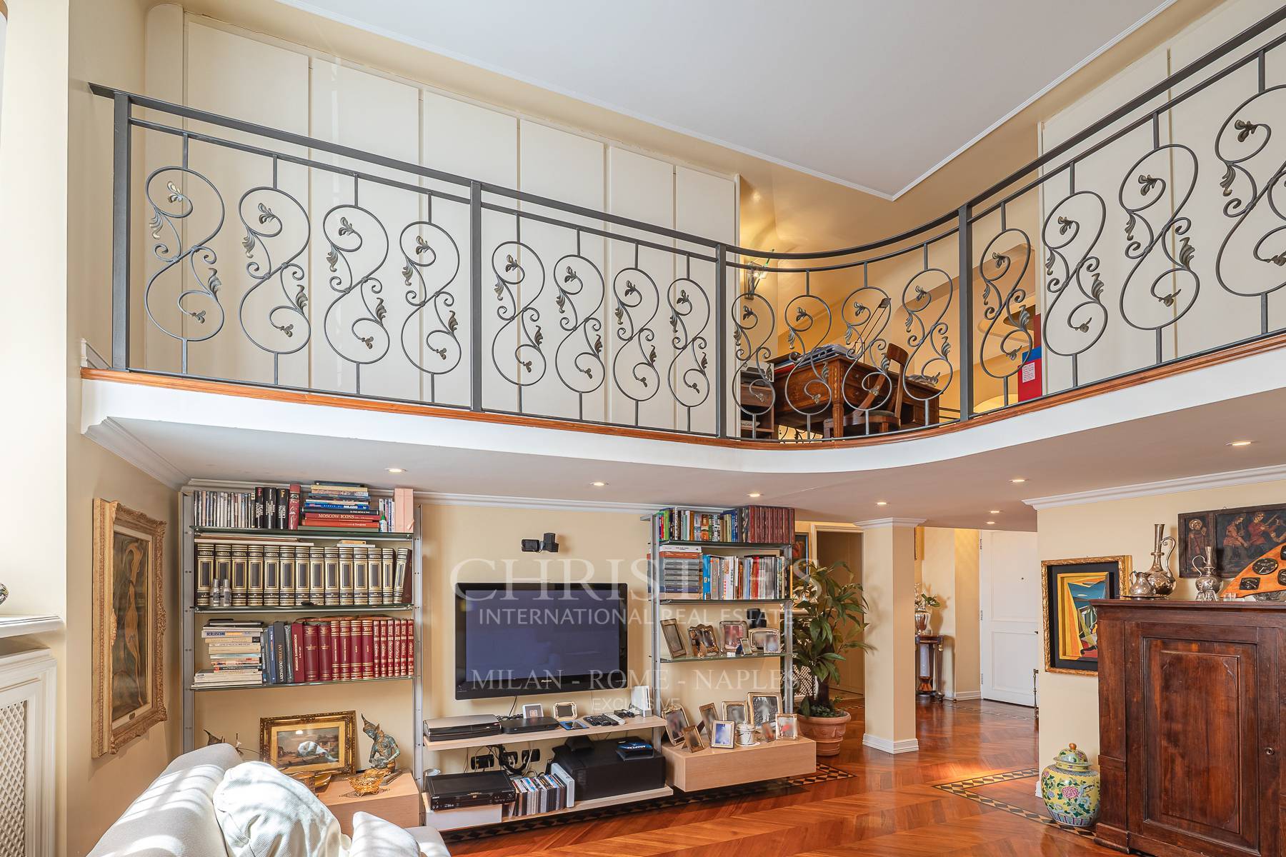 picture of Via Saffi: A Timeless Period Home Of Rare Elegance
