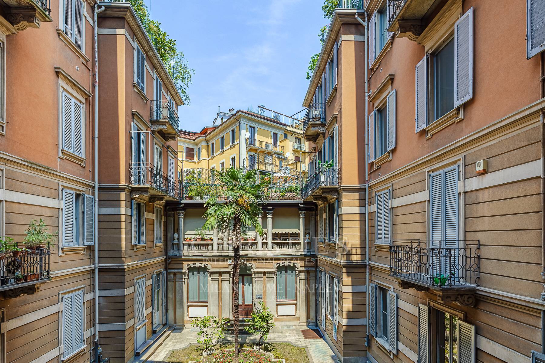 picture of Via Saffi: A Timeless Period Home Of Rare Elegance