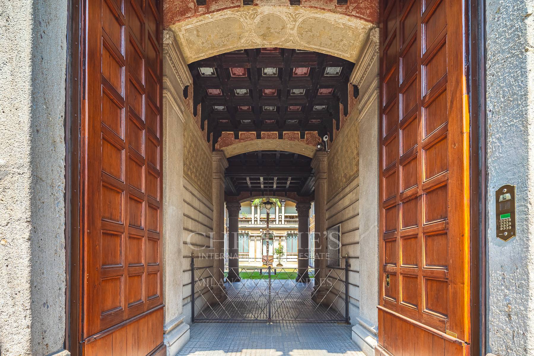 picture of Via Saffi: A Timeless Period Home Of Rare Elegance