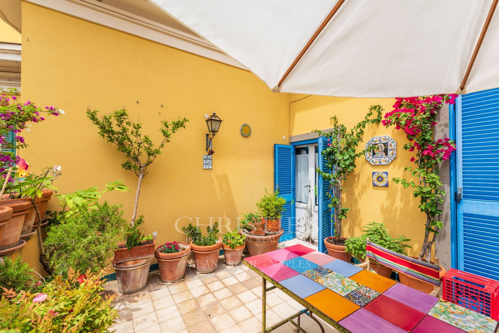 picture of Fabolous Penthouse In Trastevere Square
