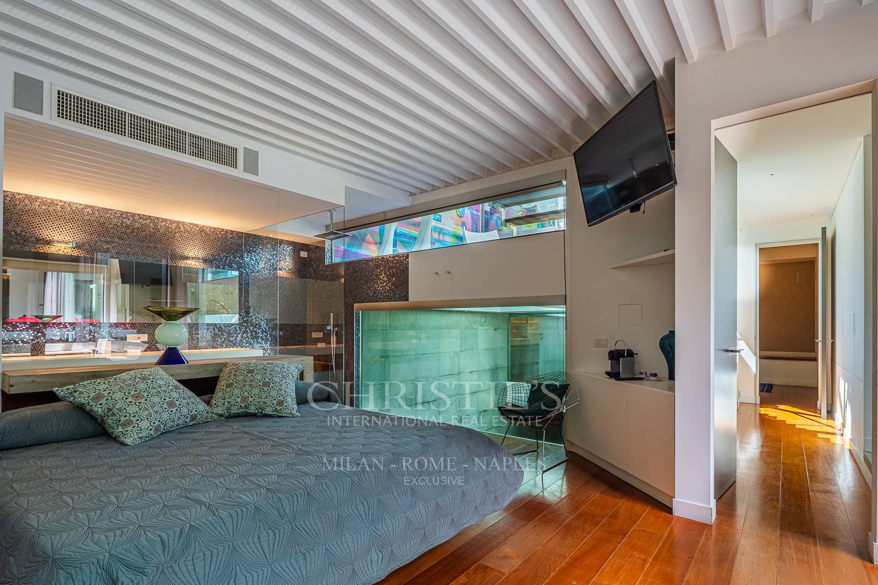 picture of Iconic Loft With Private Spa, Multifunctional Showroom And Winter Garden In Milan