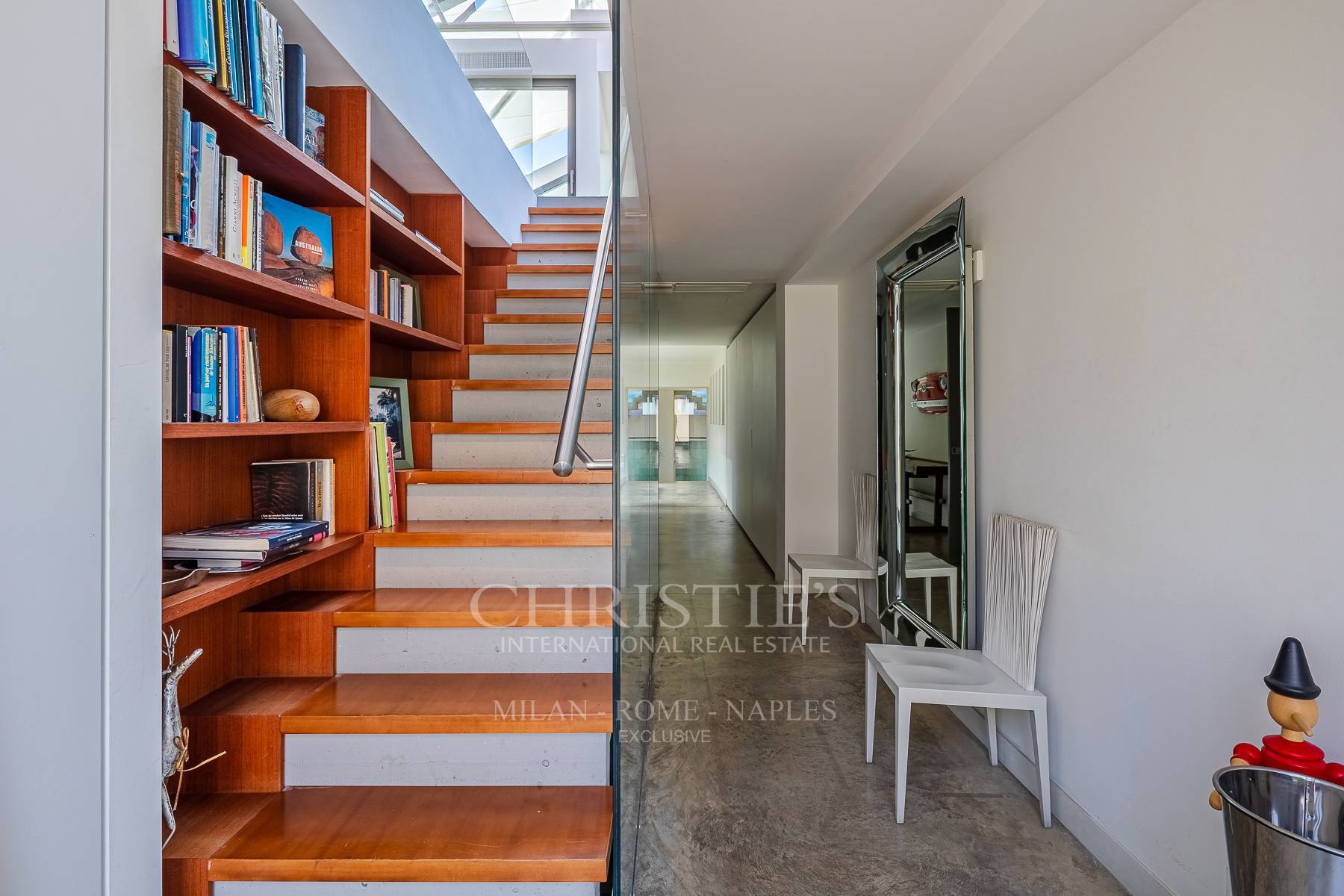picture of Iconic Loft With Private Spa, Multifunctional Showroom And Winter Garden In Milan