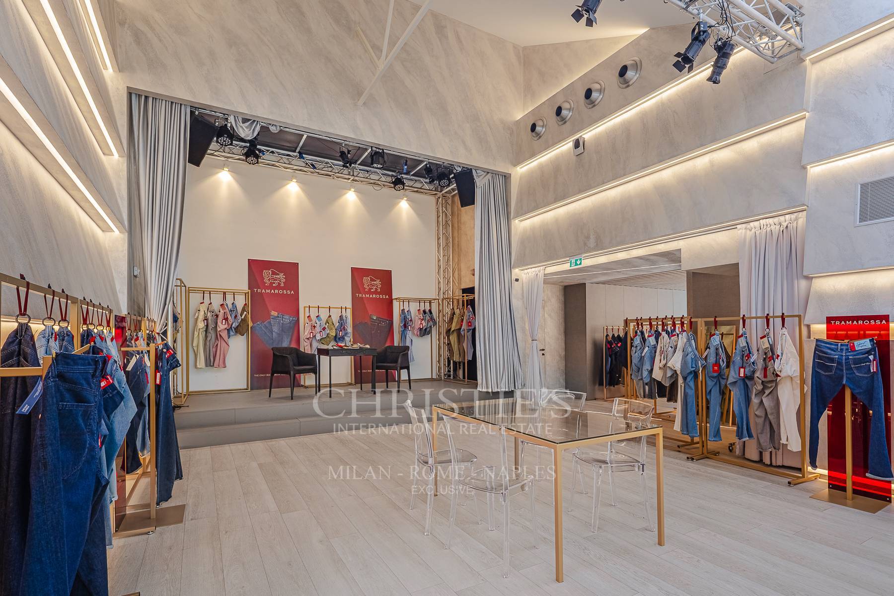picture of Iconic Loft With Private Spa, Multifunctional Showroom And Winter Garden In Milan