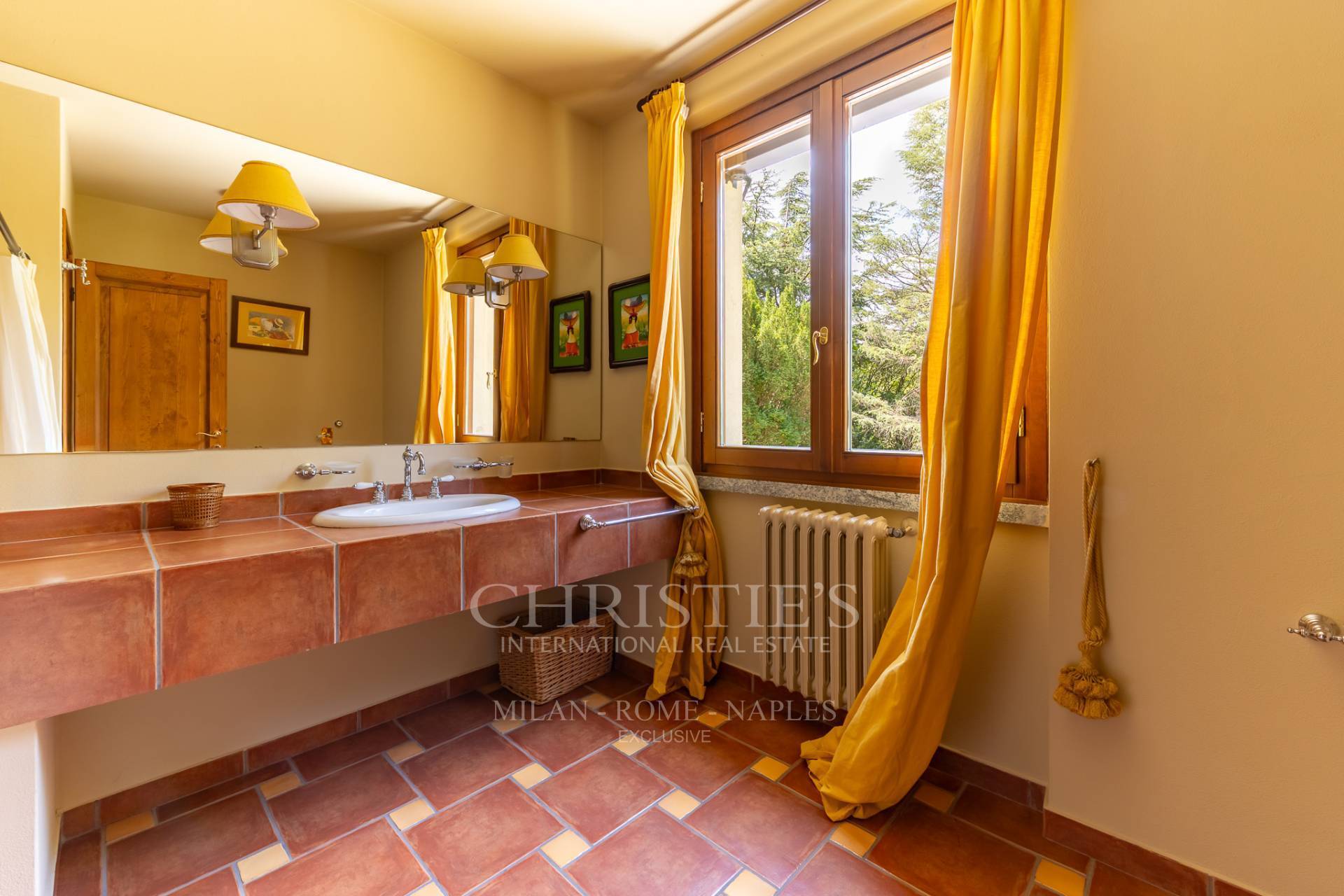 picture of Prestigious Residence In A Panoramic Setting, Near Como And Bellagio