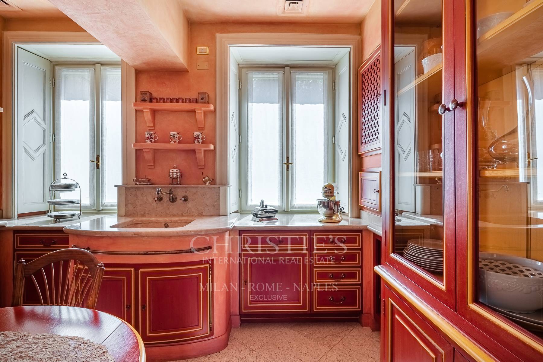 picture of A Distinguished Residence In Piazza Sant'ambrogio