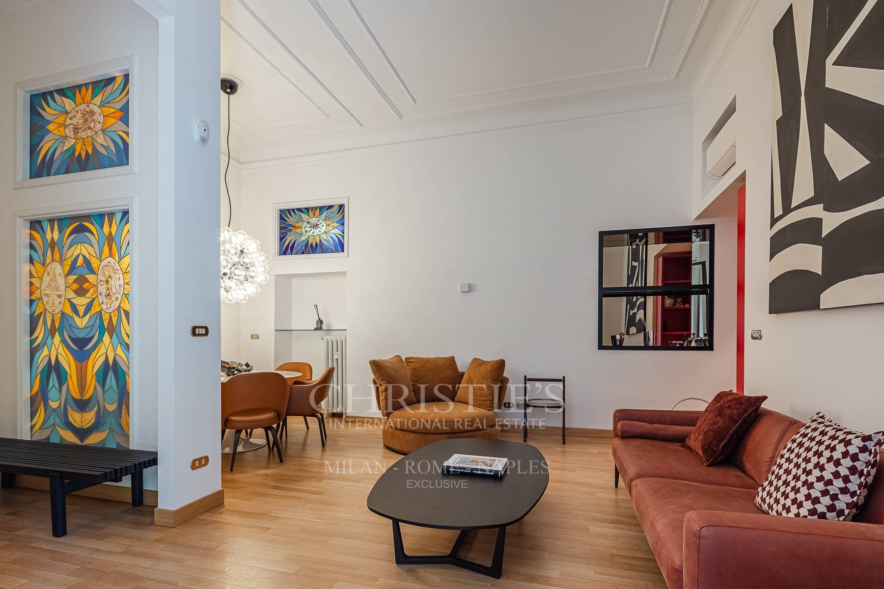 picture of Elegant Furnished Apartment In A Period Building Between Arco Della Pace And Parco Sempione
