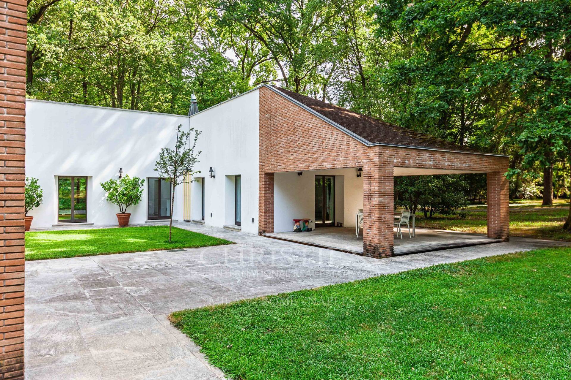 picture of A Marco Zanuso Architectural Masterpiece