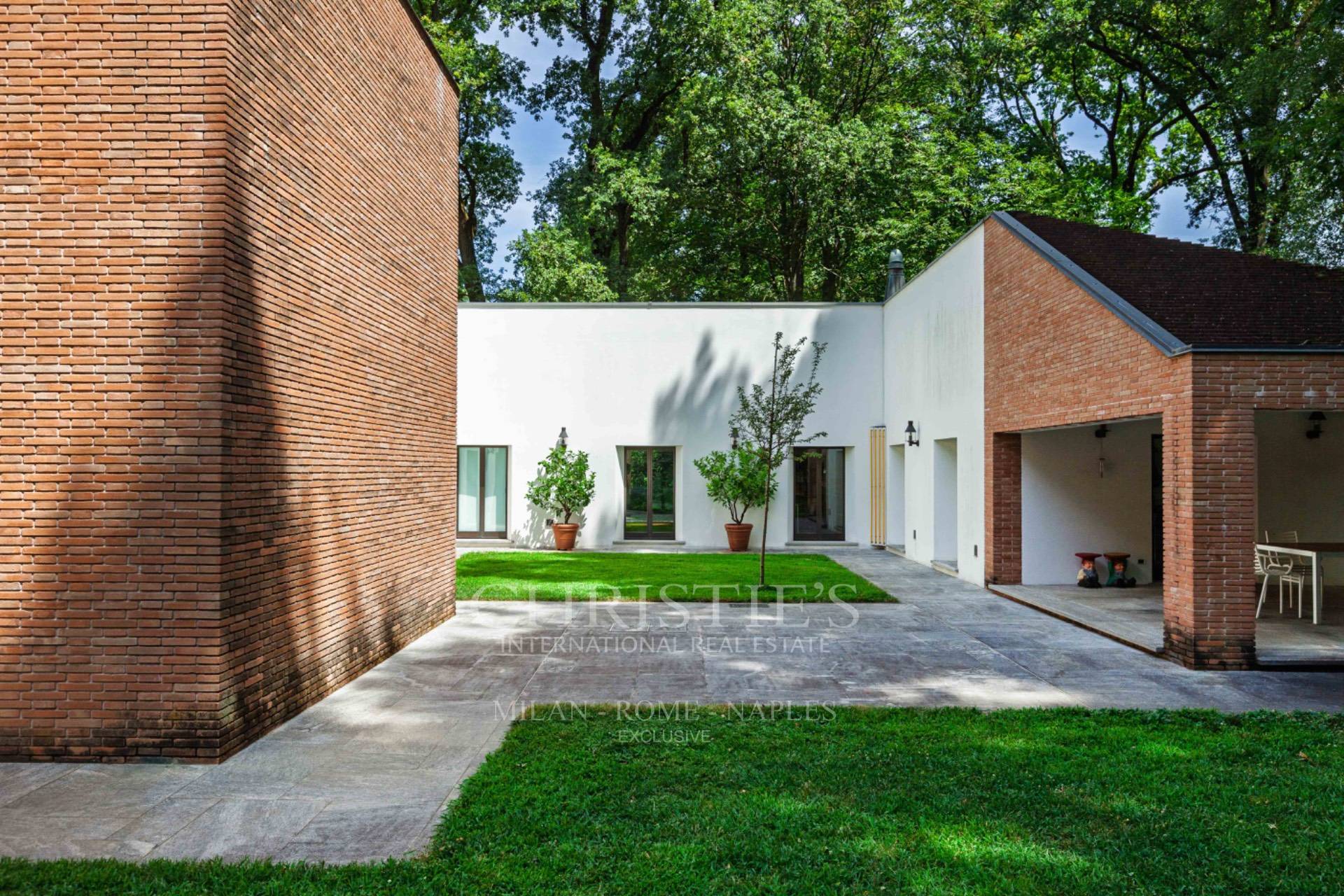 picture of A Marco Zanuso Architectural Masterpiece