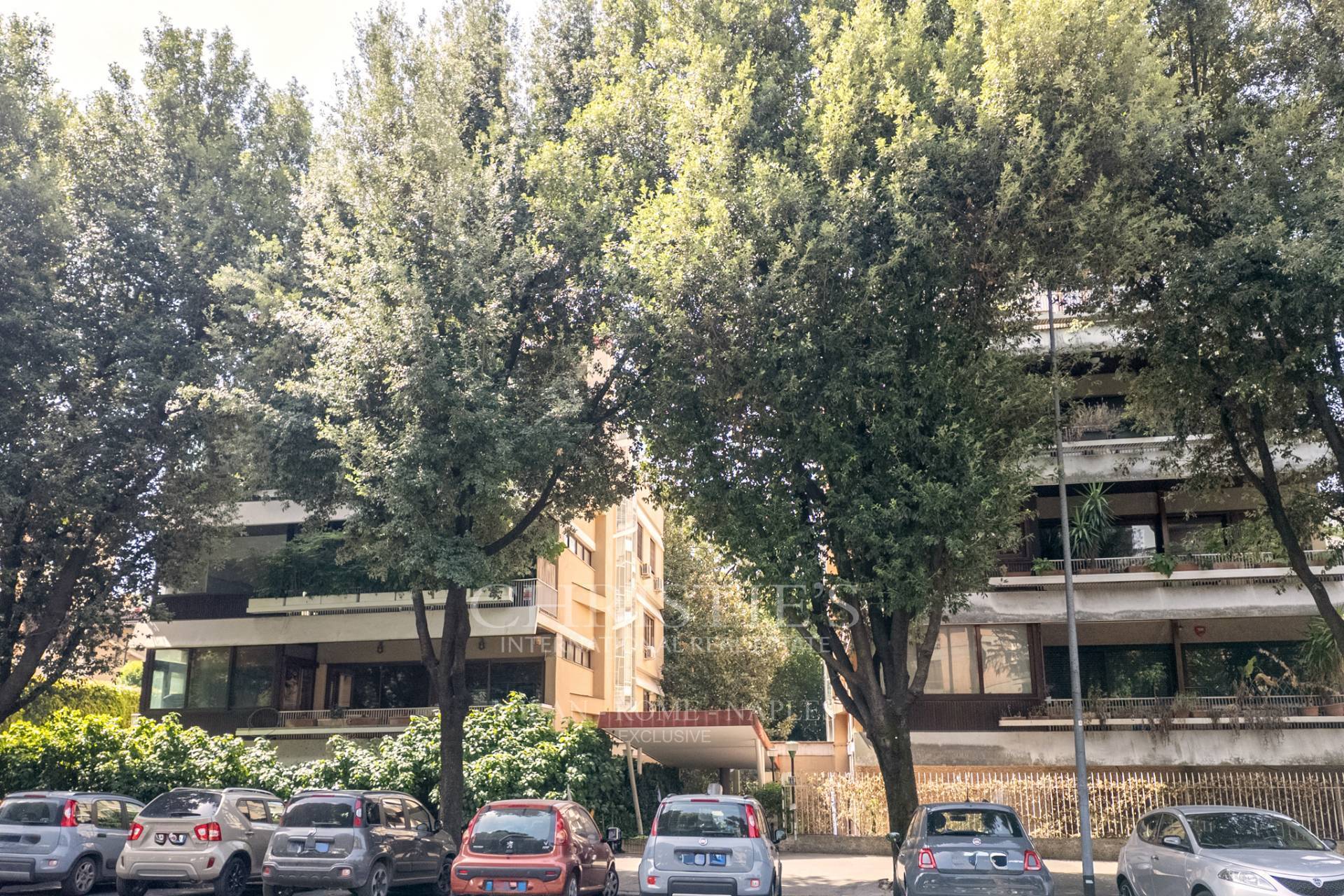 picture of High-end Apartment In An Elegant Building With Terrace And Garden