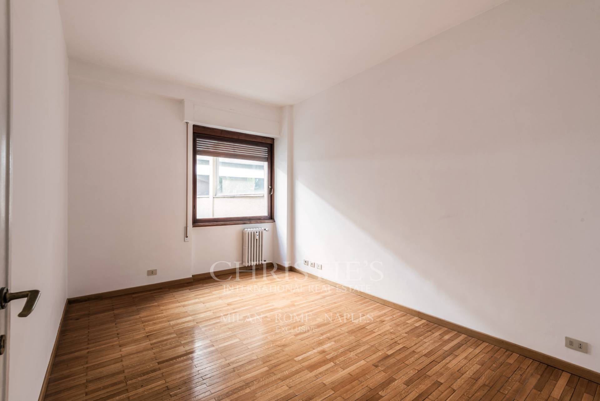 picture of High-end Apartment In An Elegant Building With Terrace And Garden