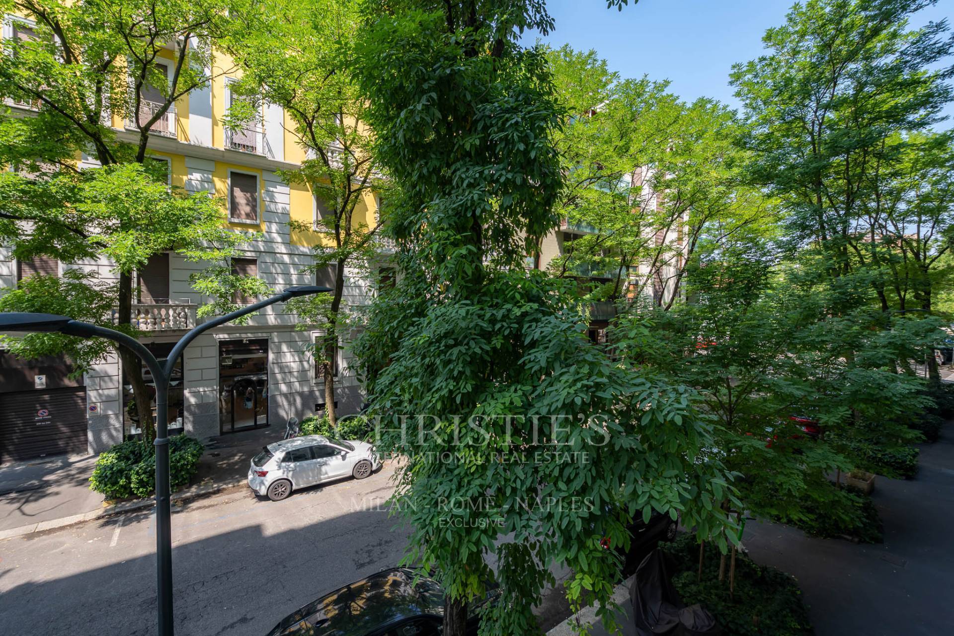 picture of Large Two-bedroom Apartment For Rent In The Città Studi / Susa Area