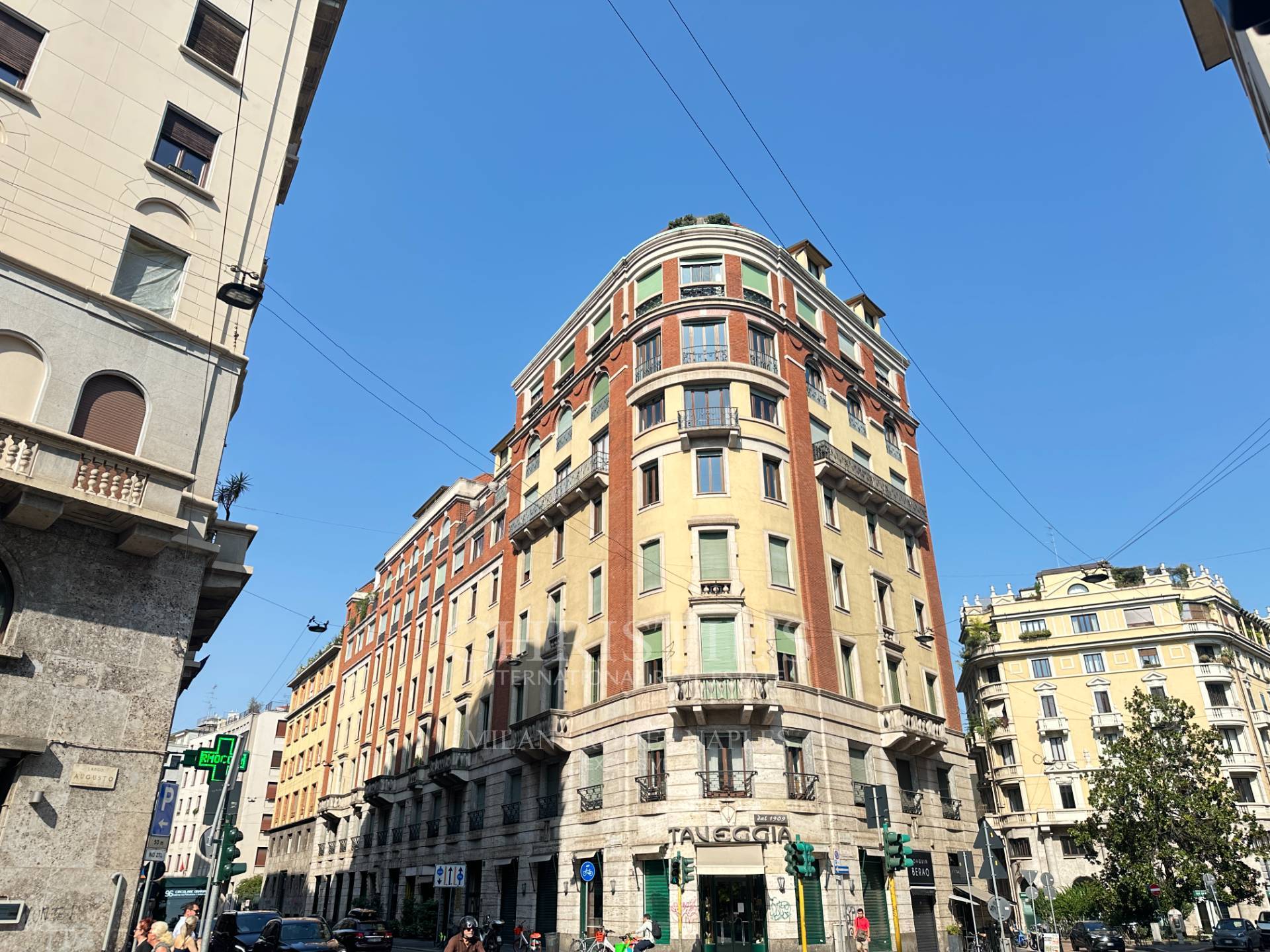 picture of Panoramic Penthouse With Large Terrace