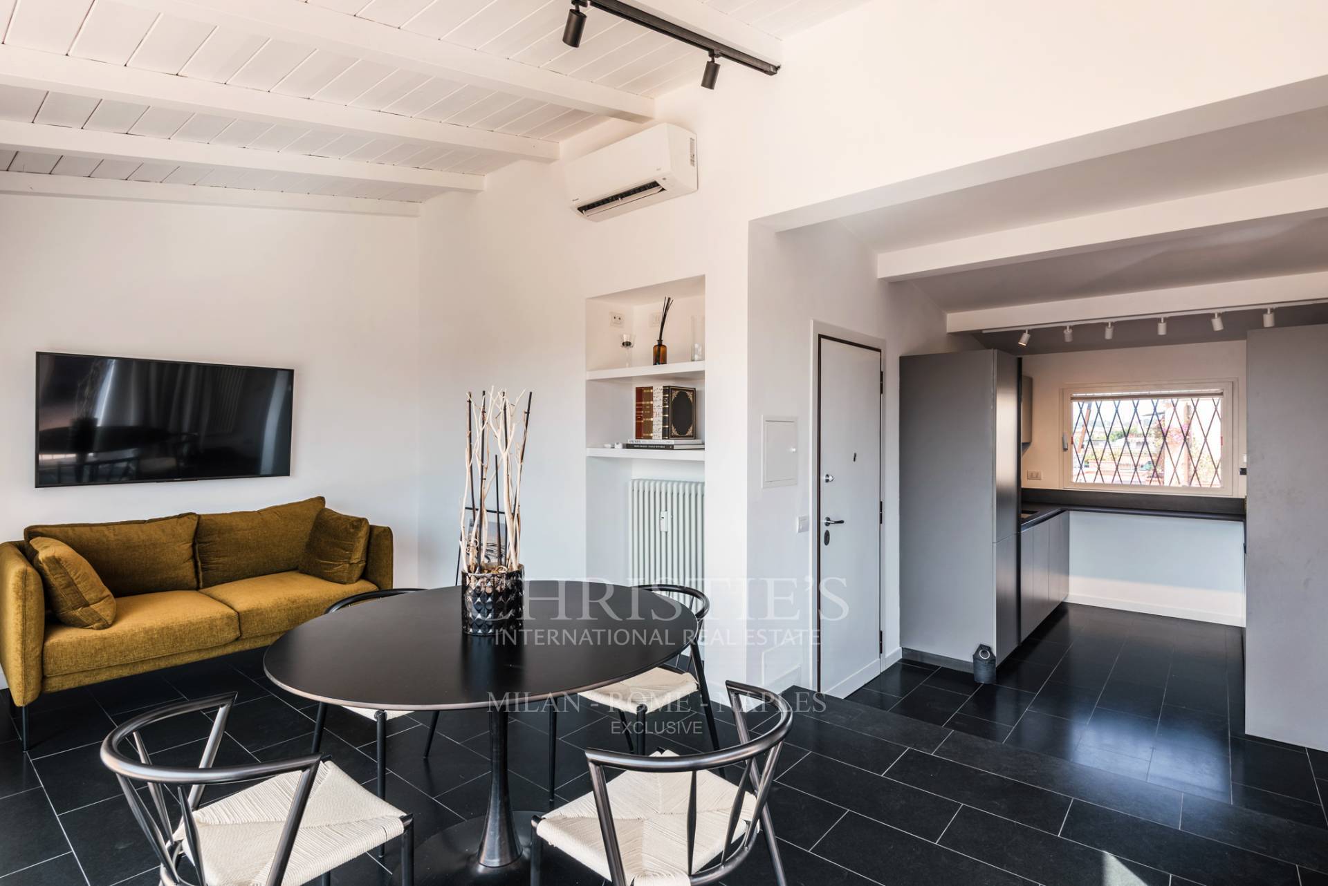 picture of Charming Penthouse With Panoramic Terrace In Via Dei Condotti