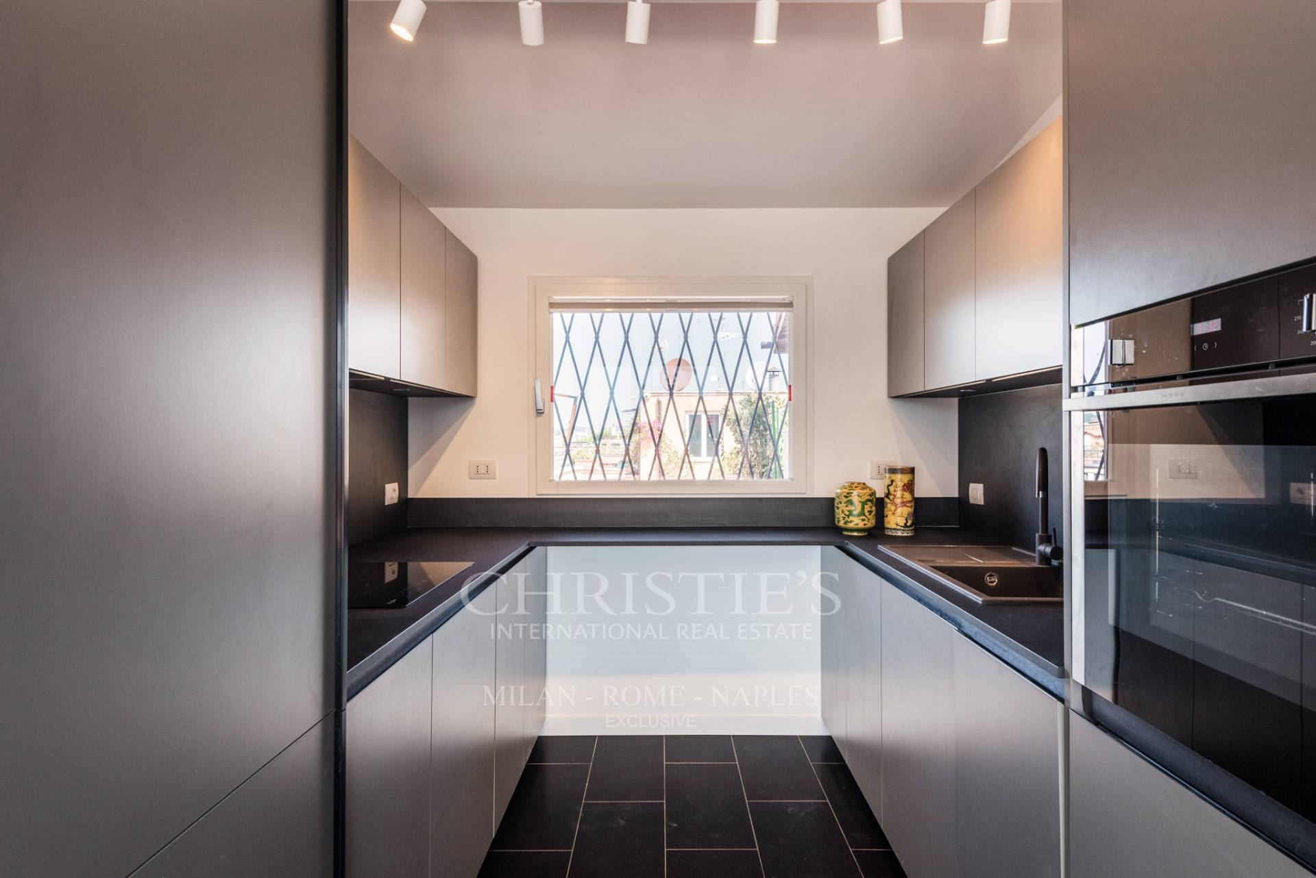 picture of Charming Penthouse With Panoramic Terrace In Via Dei Condotti